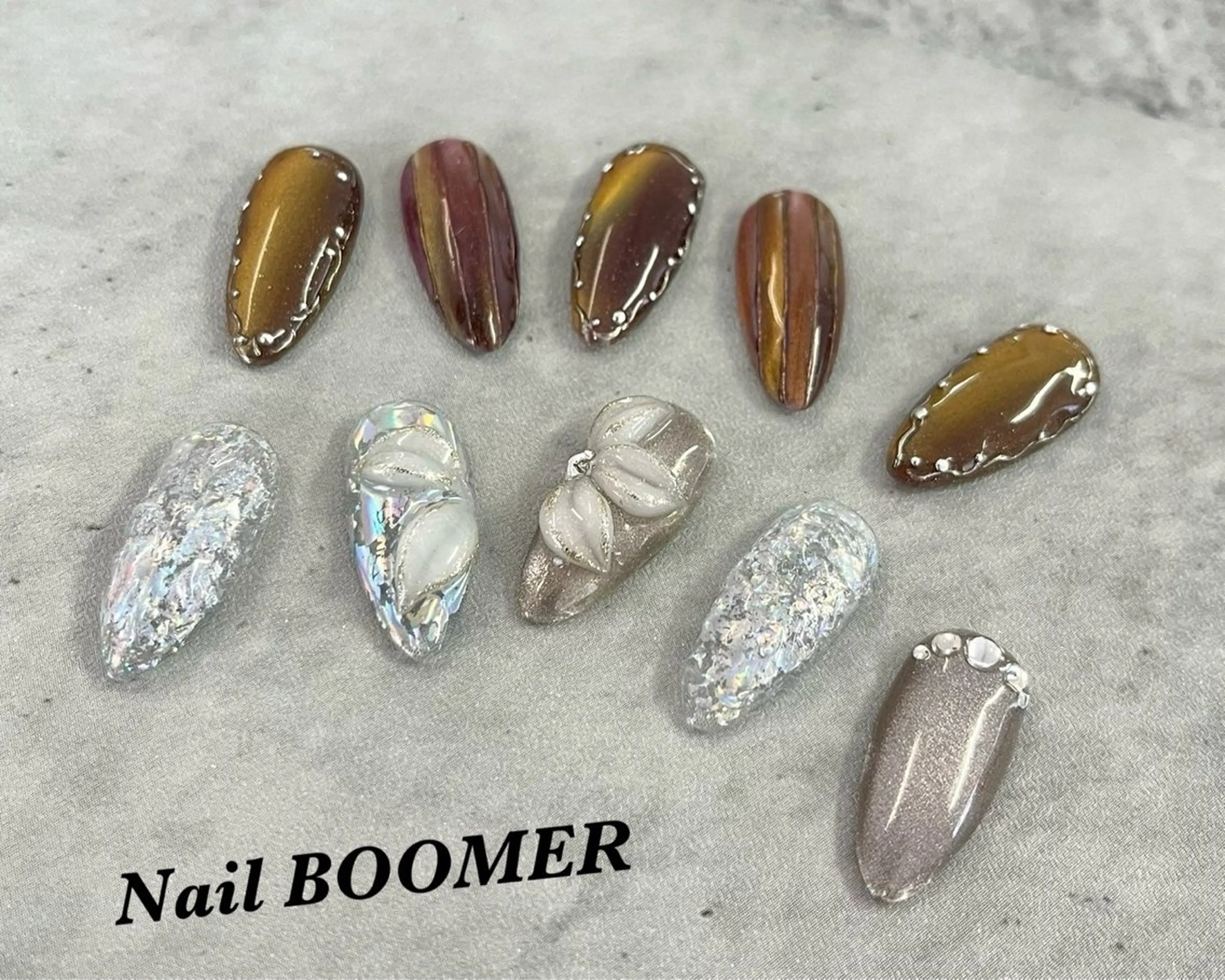 ネイル ハンドネイル フットネイル ネイル ブーマーのネイルデザイン