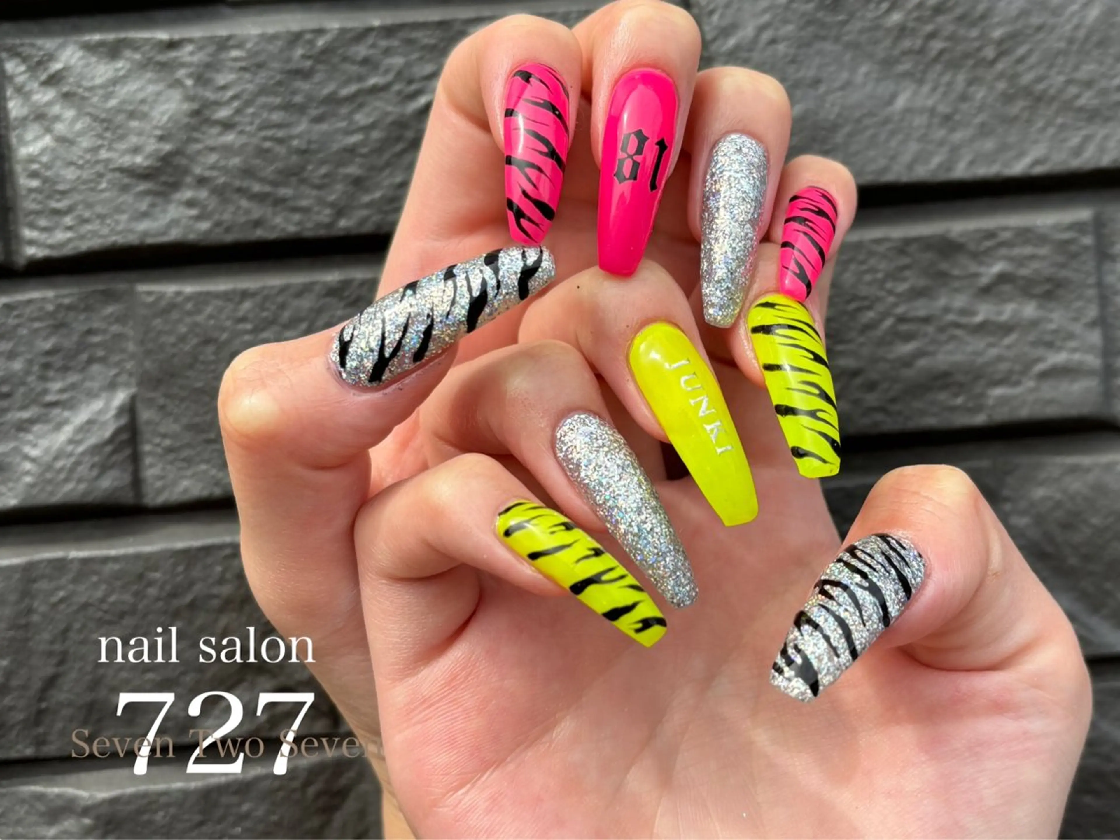 ネイル ハンドネイル 727 nailのネイルデザイン