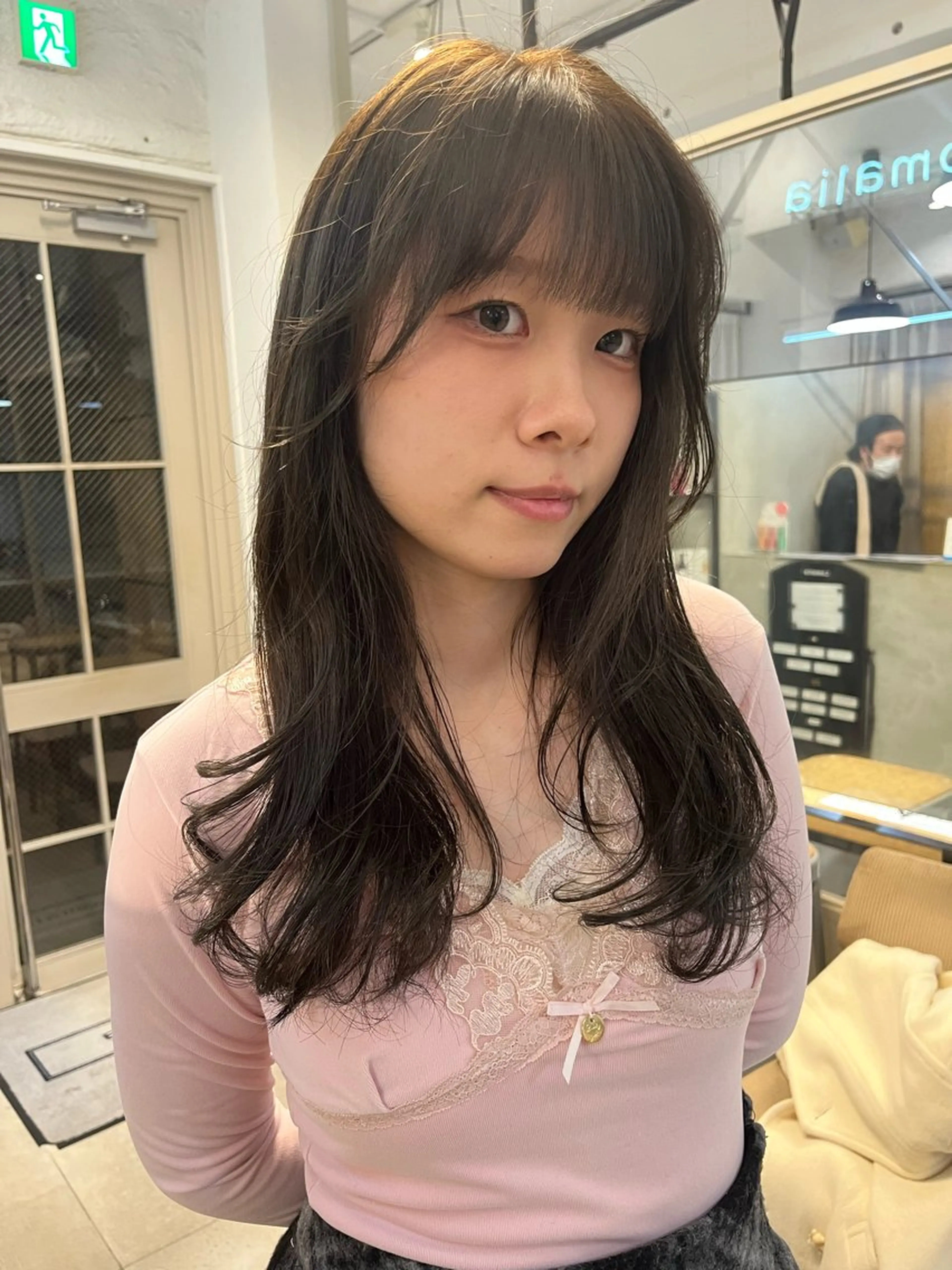 ミディアム カラー ヘアカラー トリートメント スッと馴染むhair /ヨシダトモキのヘアスタイル