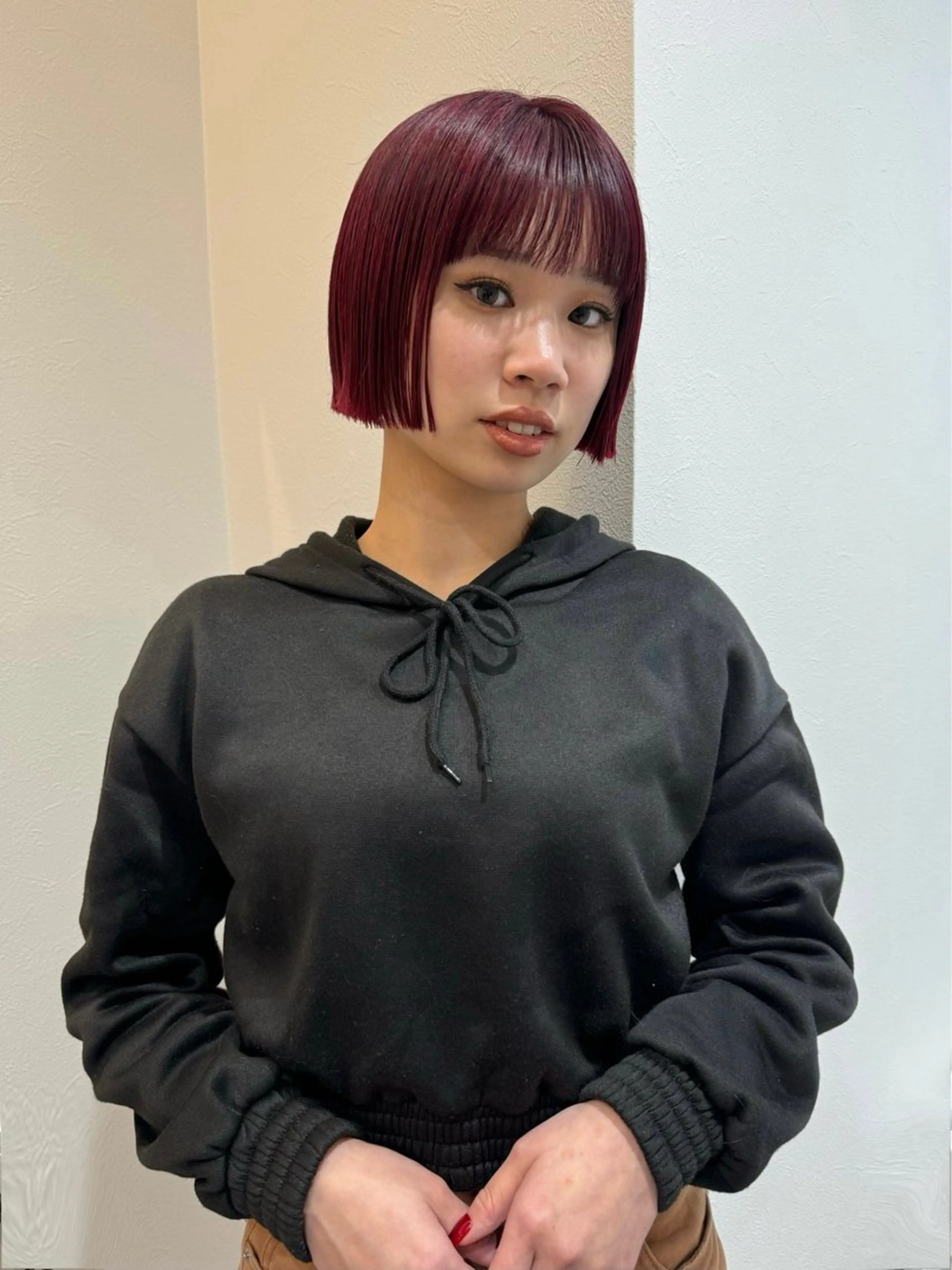 ショート カラー ofF élua所属・もりしま あやかのヘアスタイル