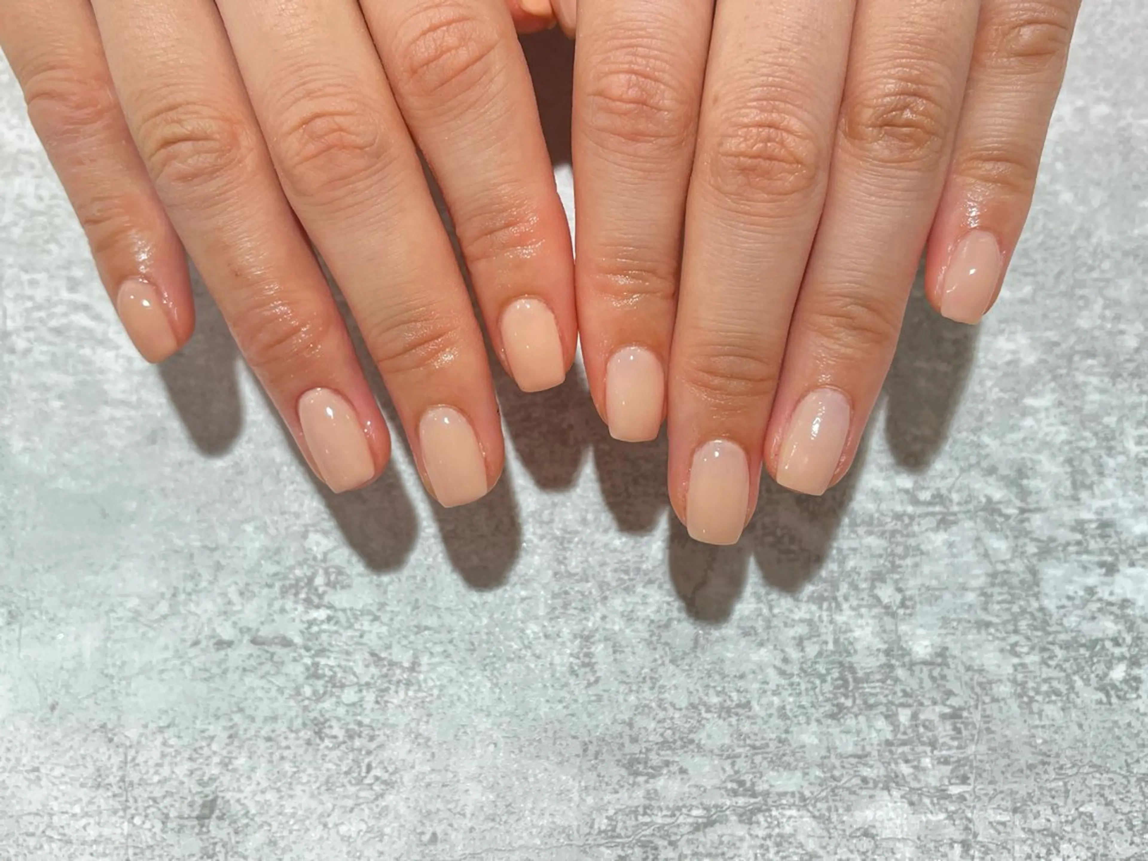 ネイル ハンドネイル NailBee銀座店 🤎Akaのネイルデザイン