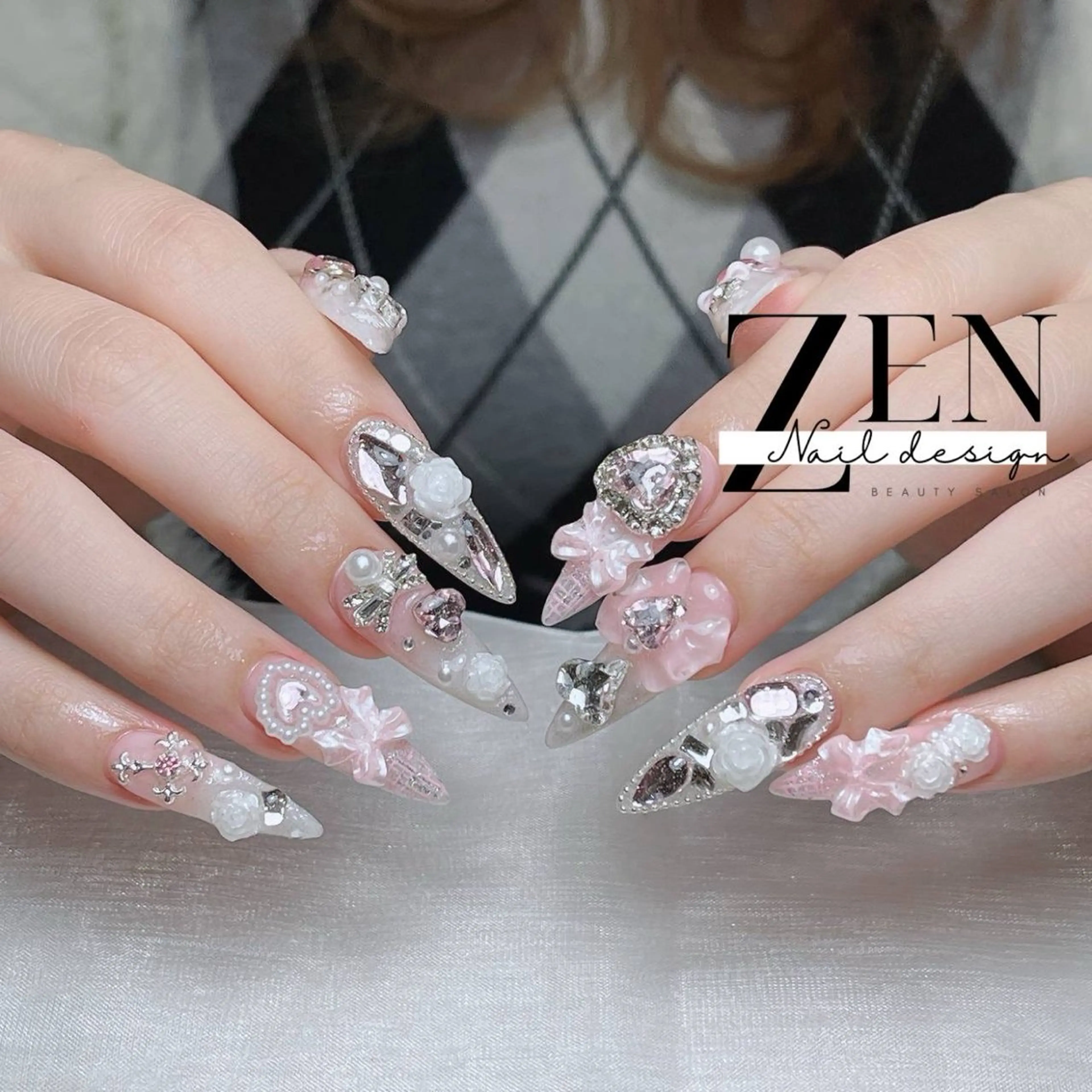 ネイル チークネイル フレンチネイル ジェルネイル 韓国ネイル マグネットネイル ハンドネイル Zen Nail Design 池袋のネイルデザイン