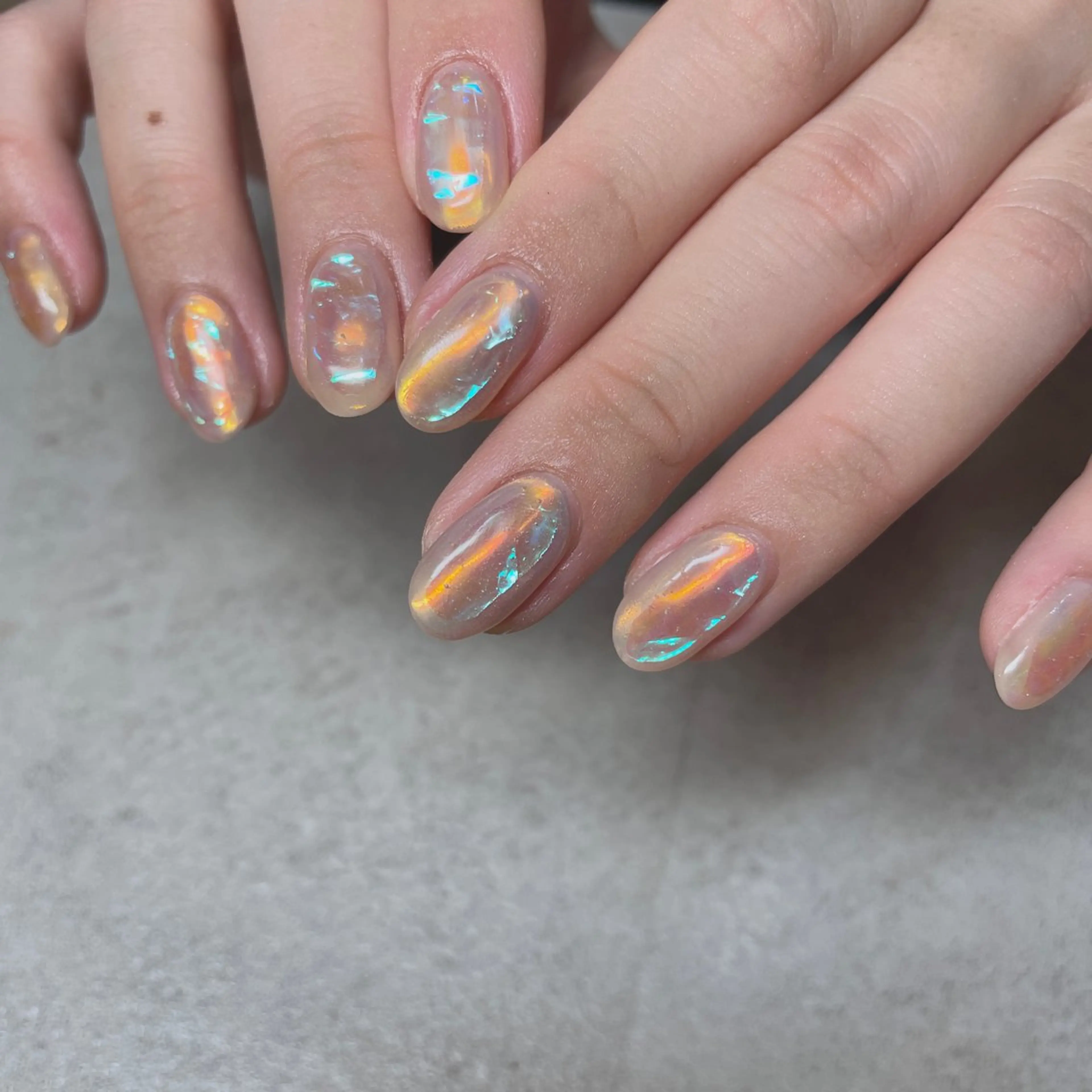 ネイル オーロラネイル 氷ネイル・うるうるネイル キラキラネイル 韓国ネイル マグネットネイル ハンドネイル acs.n所属・ネイル，耳つぼ 風間すみれのその他イメージ