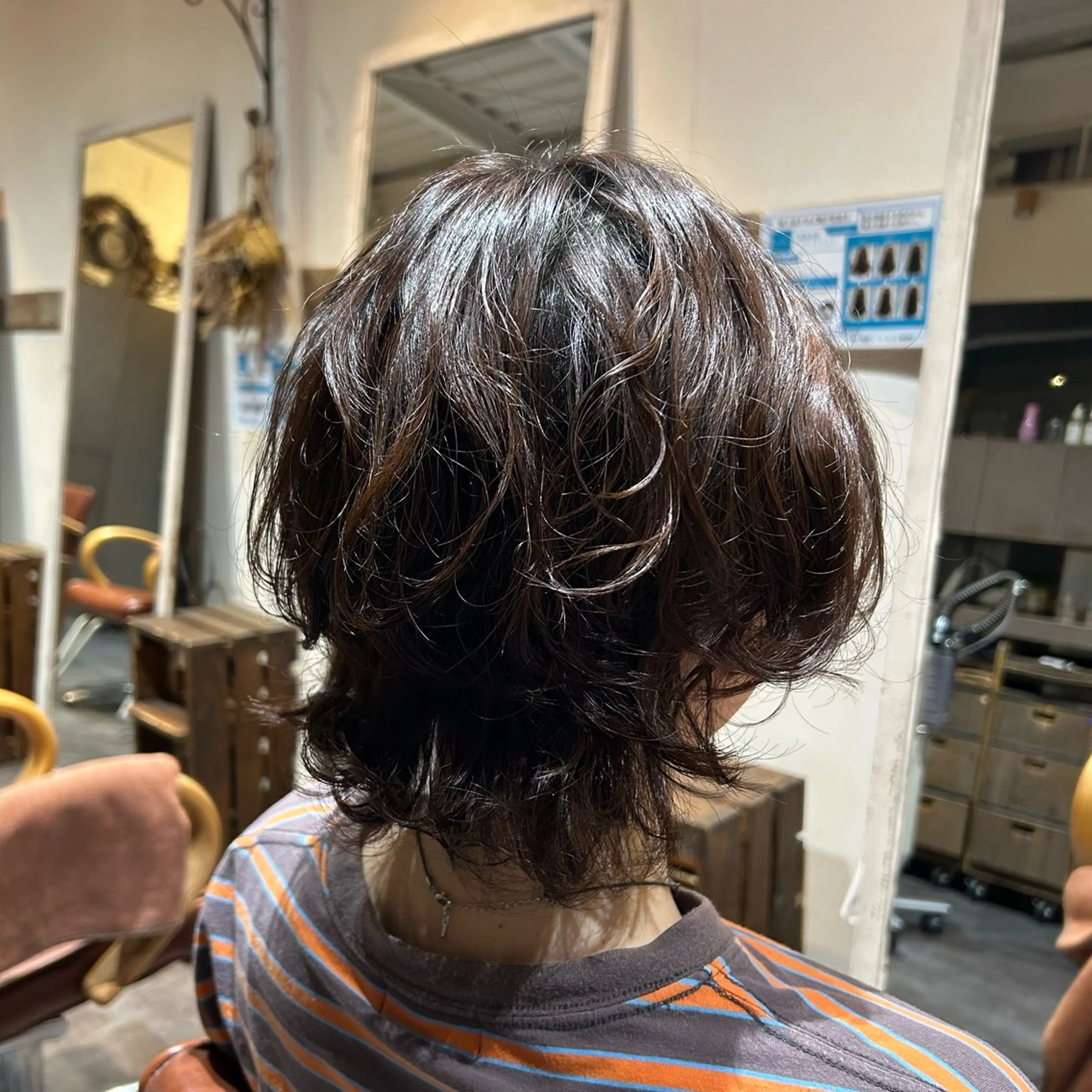 ショート パーマ くせ毛 ショートヘア ウルフカット カット パーマ alex republic所属・尾形 真里のヘアスタイル