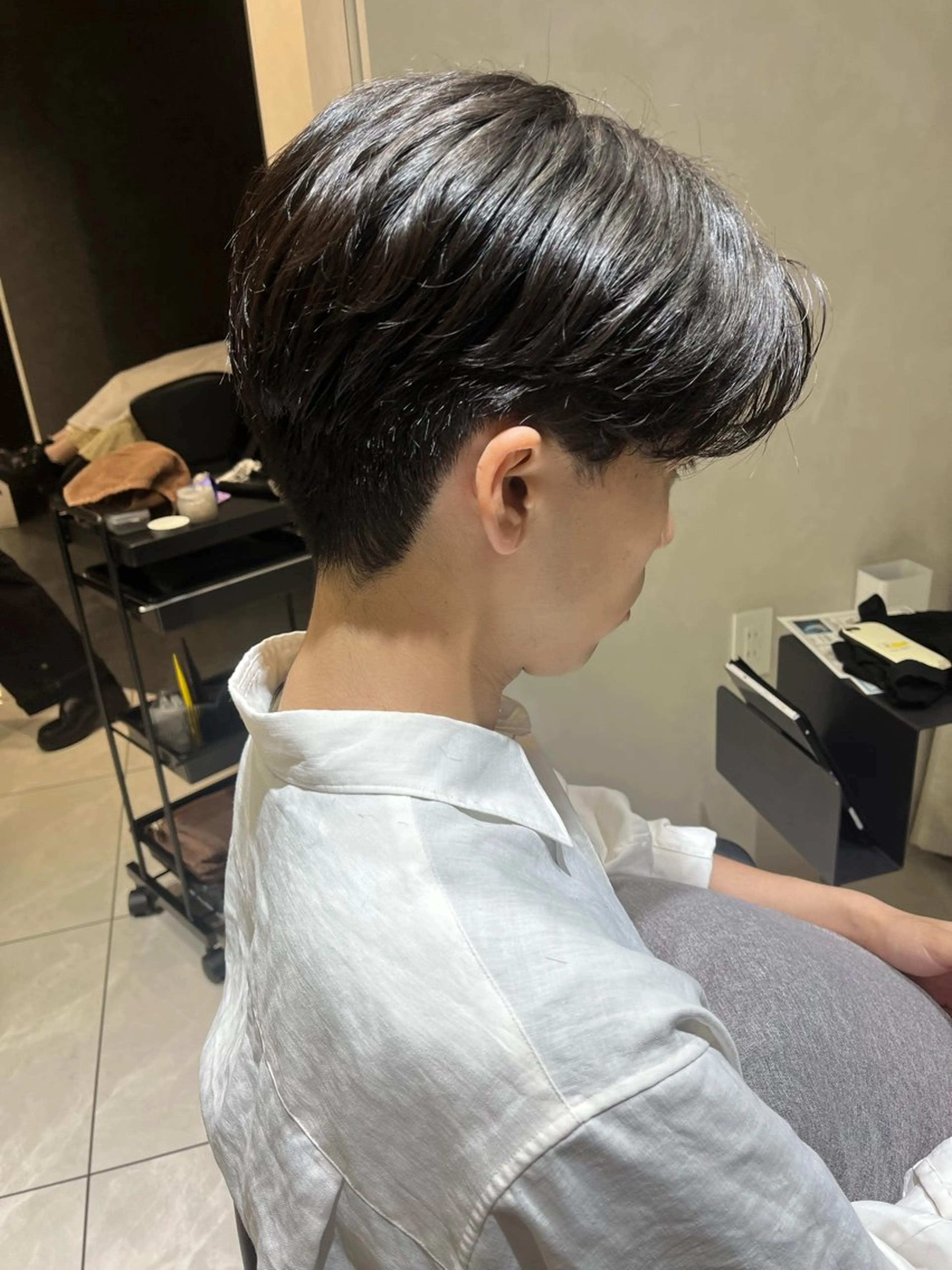 メンズ カット トリートメント ヘッドスパ 韓国メンズ特化 ダウン・毛流れパーマのヘアスタイル