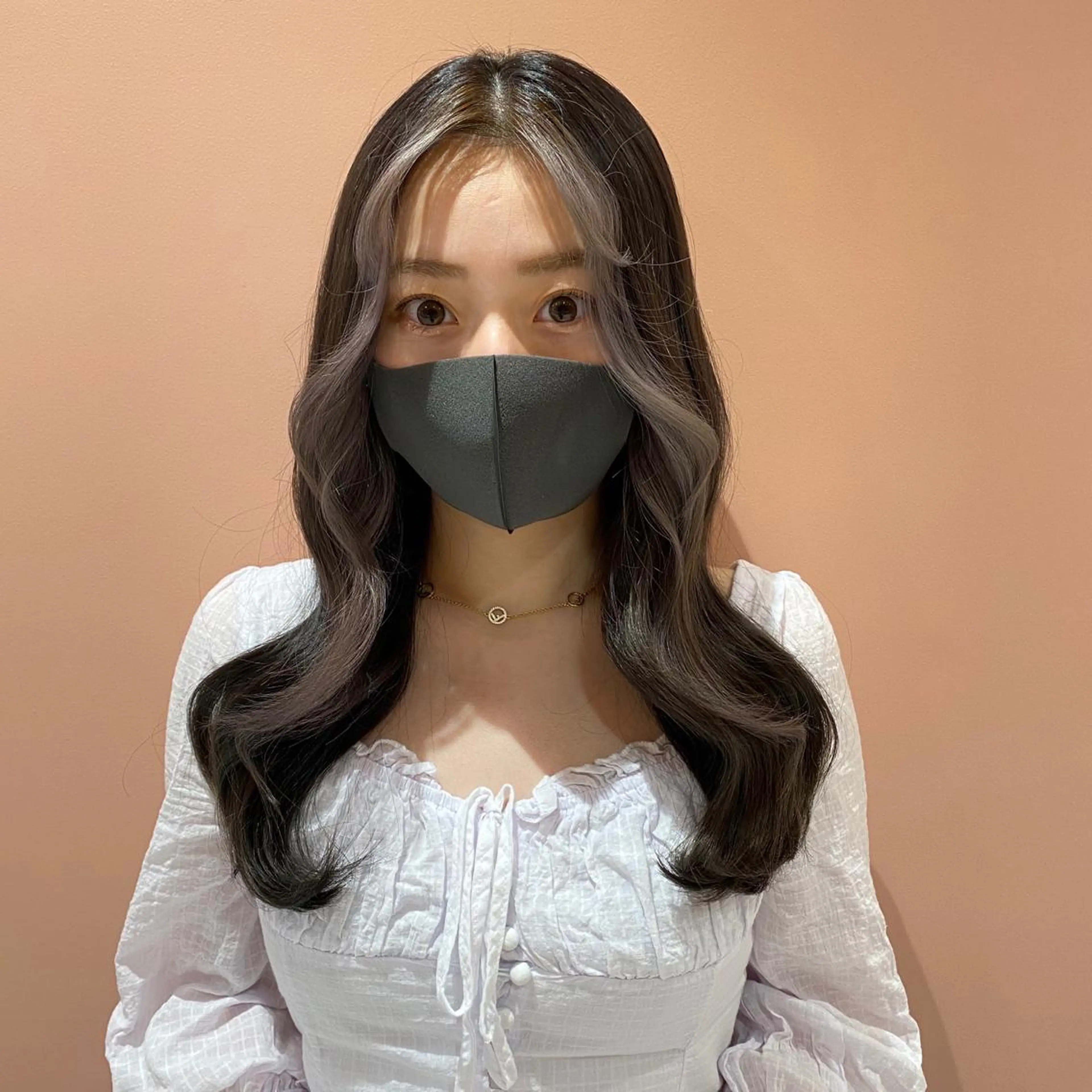 ロング ミストバング ORIKA 美容室のヘアスタイル