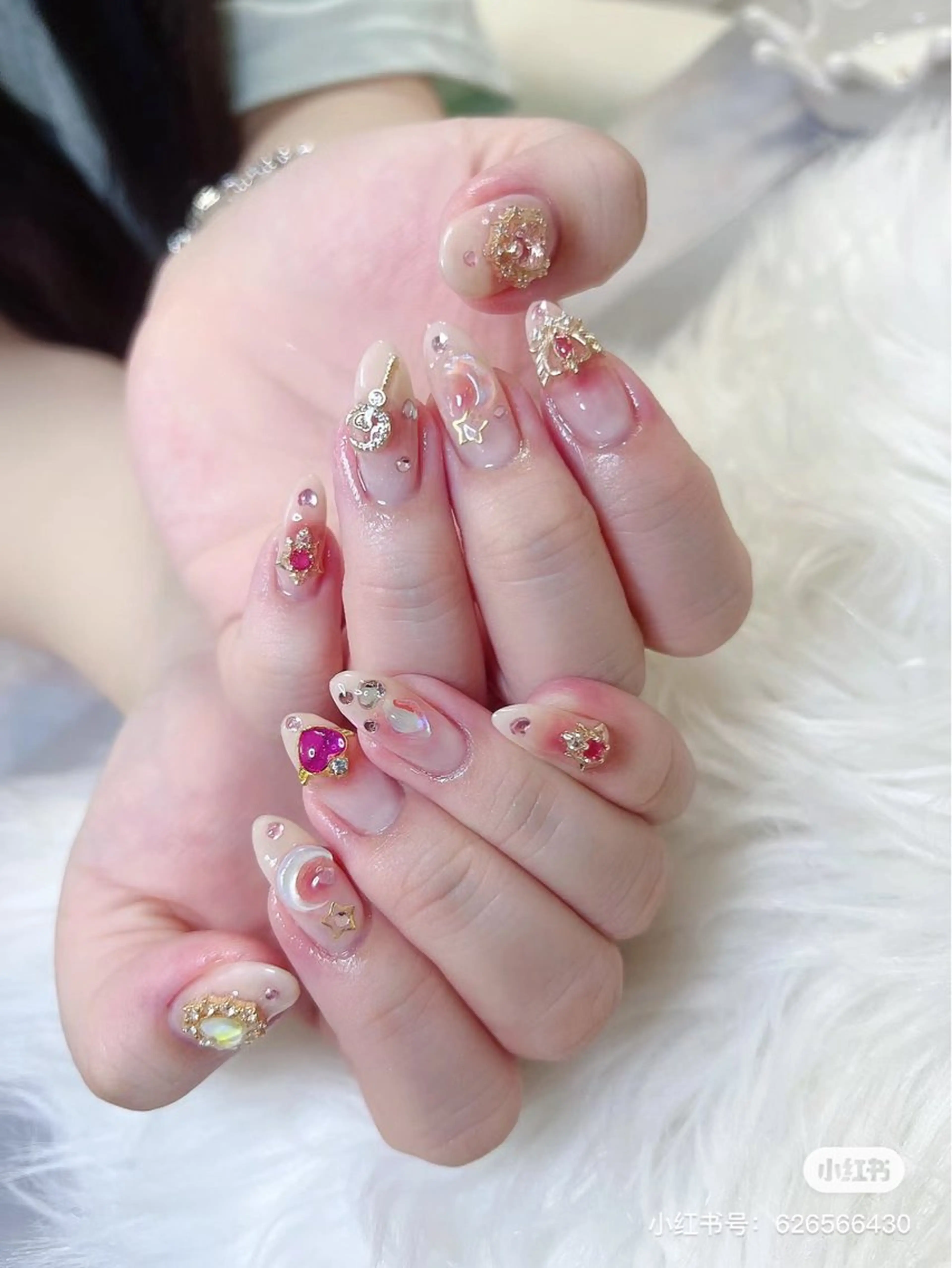 ネイル 菲菲ネイルサロン所属・FJ ネイルサロンのネイルデザイン
