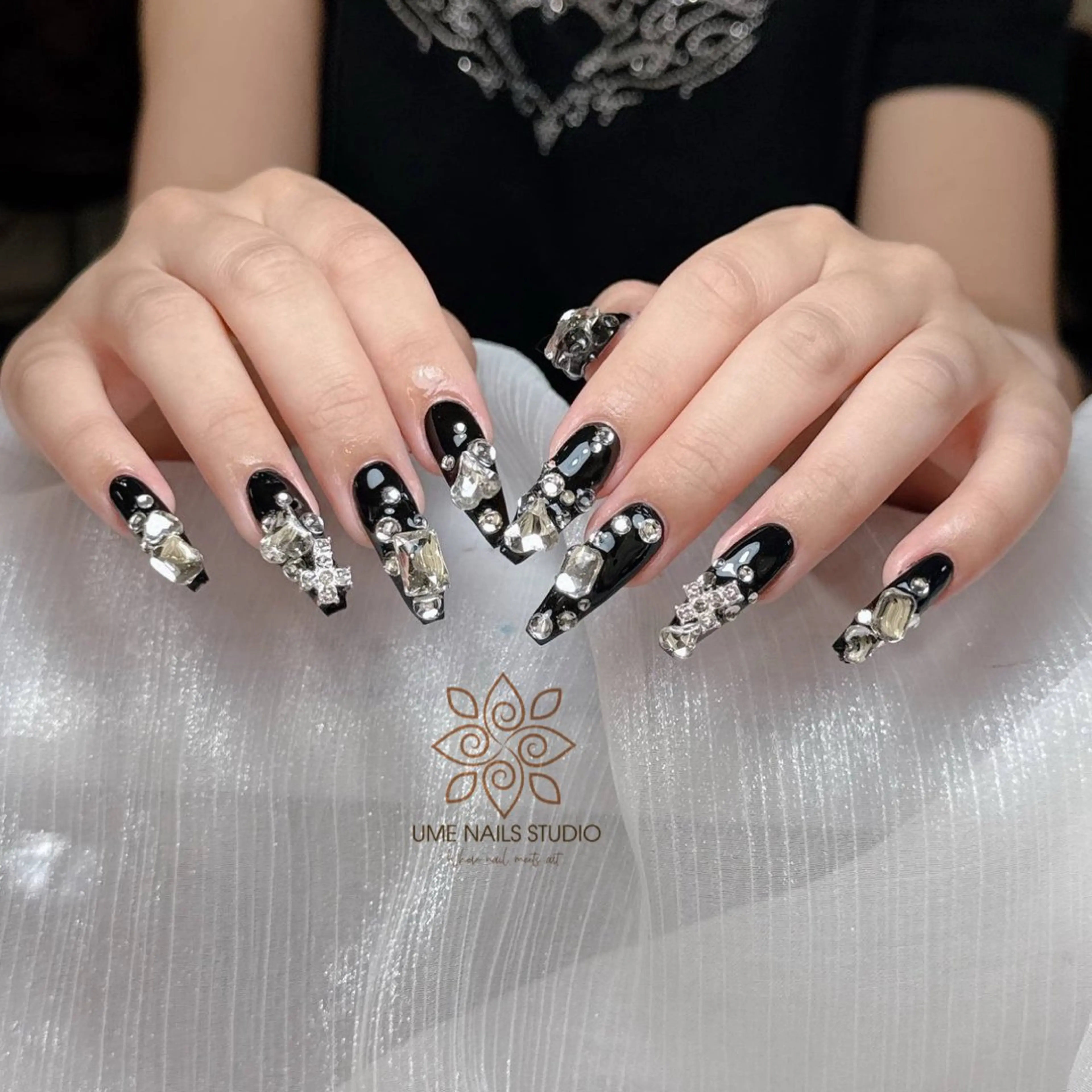 ネイル チークネイル クリアネイル ガーリー キラキラネイル 韓国ネイル ハンドネイル Ume Nail Studioのネイルデザイン