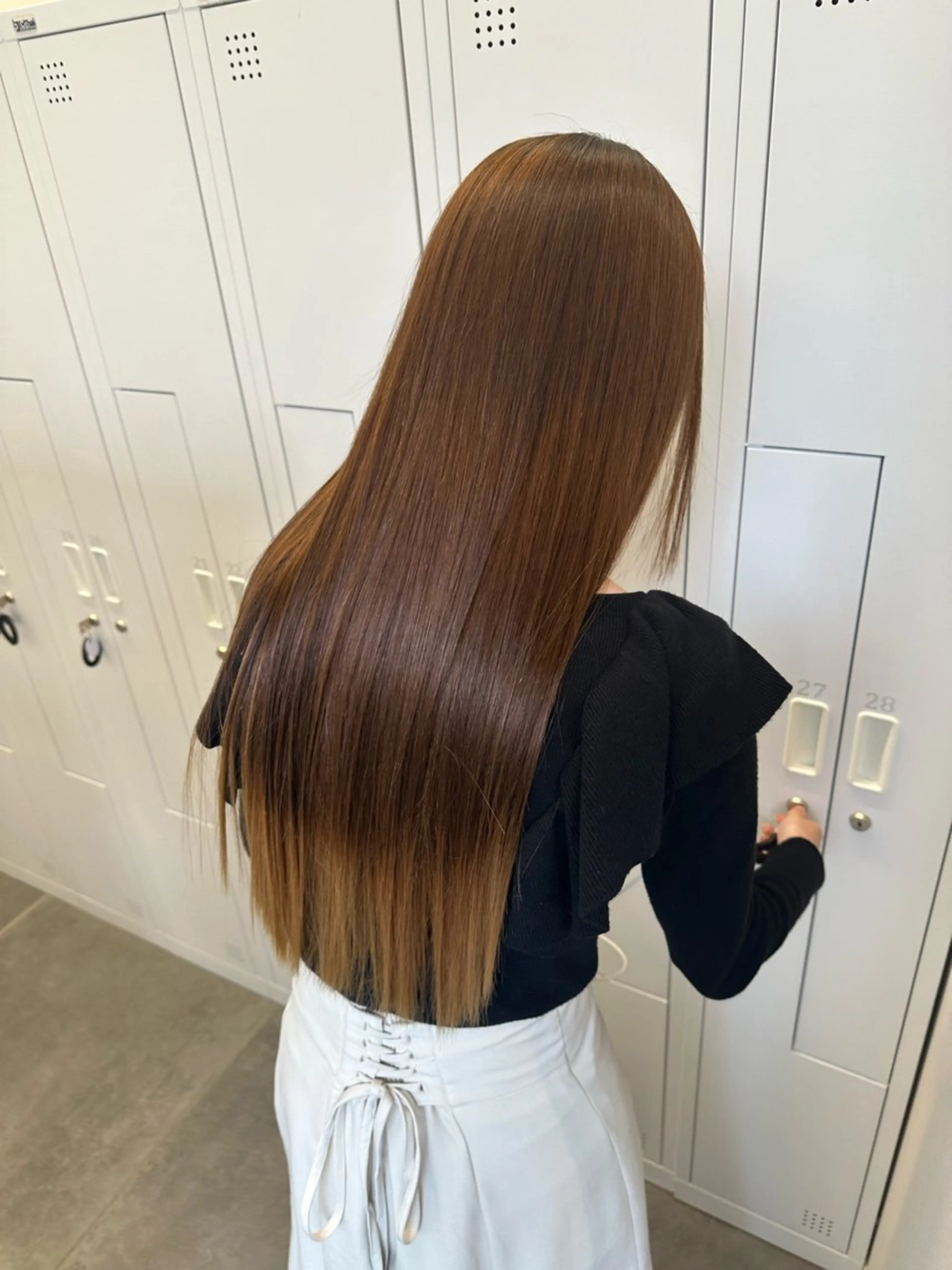 セミロング Wisteria所属・美髪特化✨ 伊織✨縮毛矯正✨のヘアスタイル