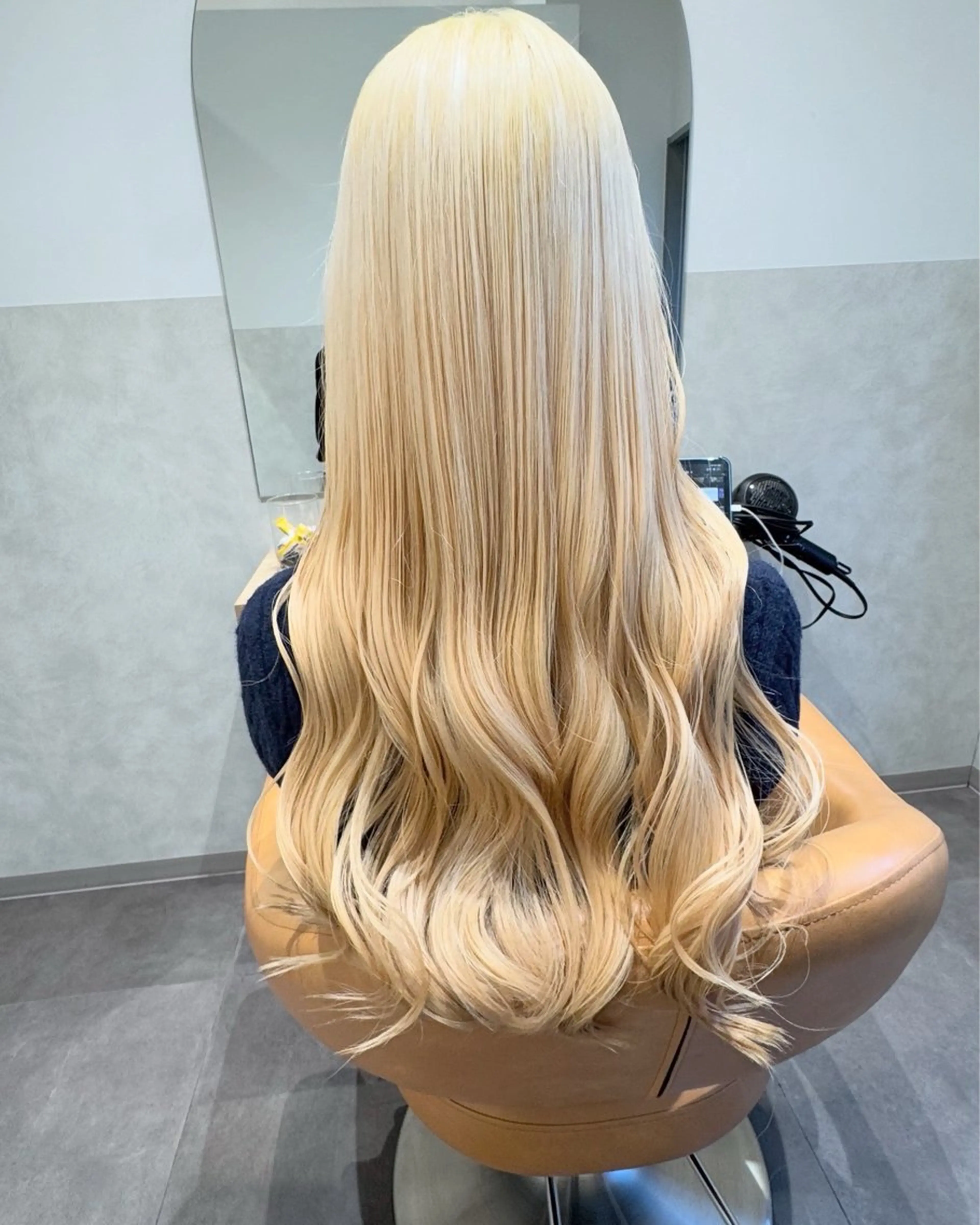 ロング カラー ヘアカラー トリートメント SALOWIN札幌大通り所属・札幌ハイトーン/ ブリーチカラー/ドイのヘアスタイル