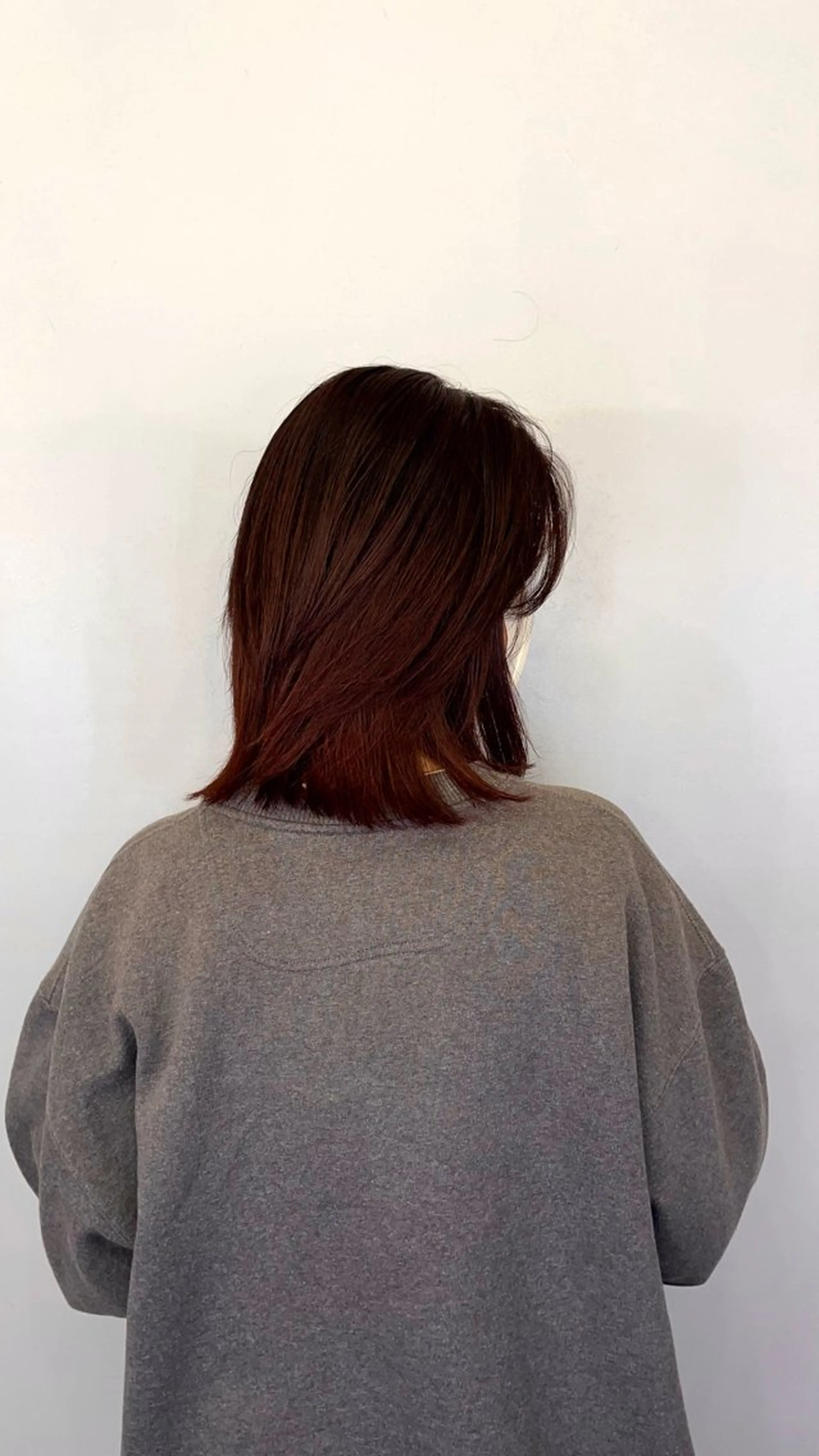 ミディアム カラー ヘアアレンジ ブリーチ ダブルカラー ブリーチなしカラー レッドカラー レイヤーカット ヘアカラー トリートメント ヘアセット 💐大人可愛く Kroda💐のヘアスタイル