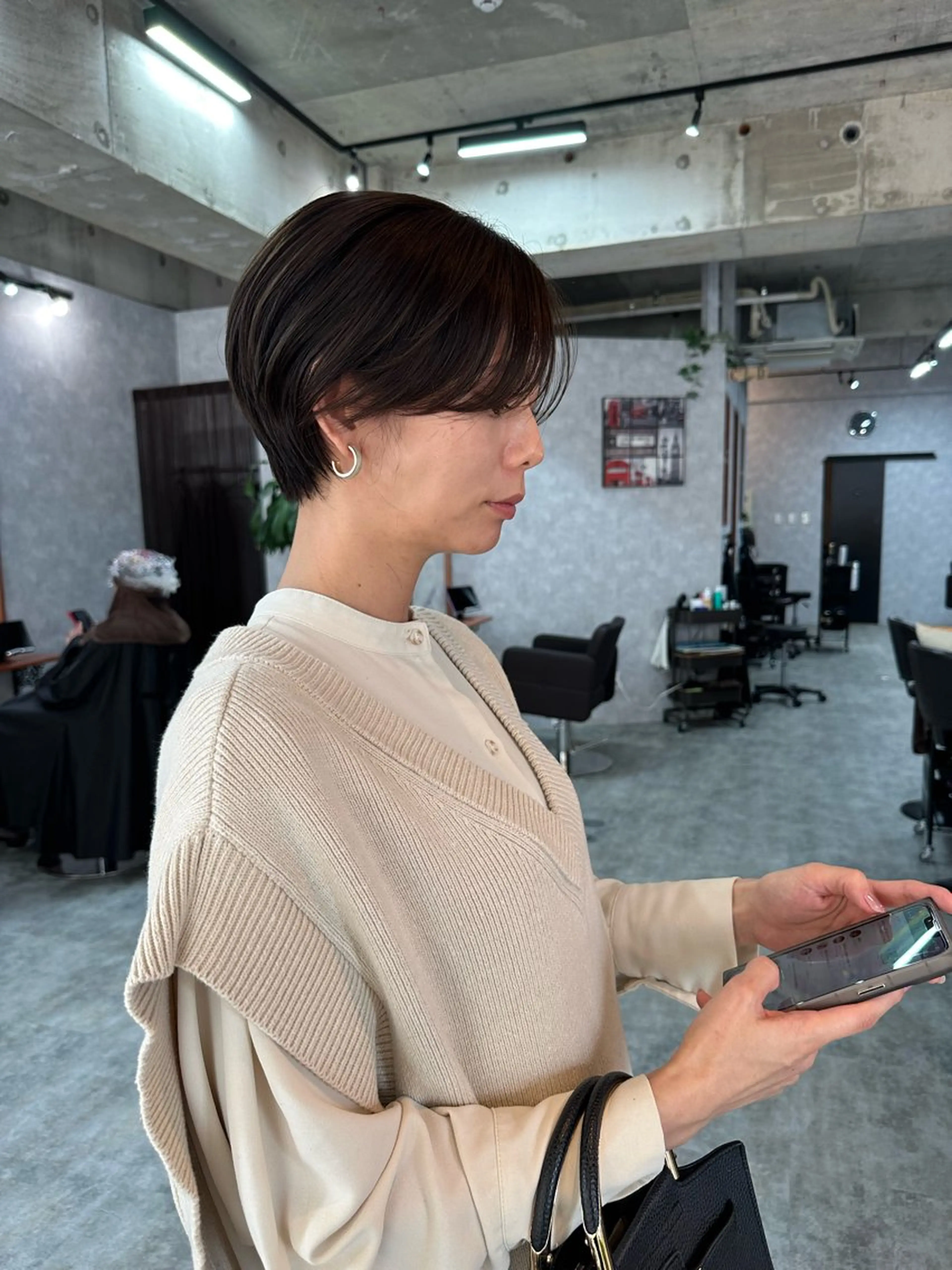 ショート 切りっぱなしボブ ショートボブ ハンサムショート 丸みショート ボブ カット ヘアカラー トリートメント C’LD hair  produce /シールドヘア所属・モテ髪/ボブ/ショー ト/アダチフウトのヘアスタイル