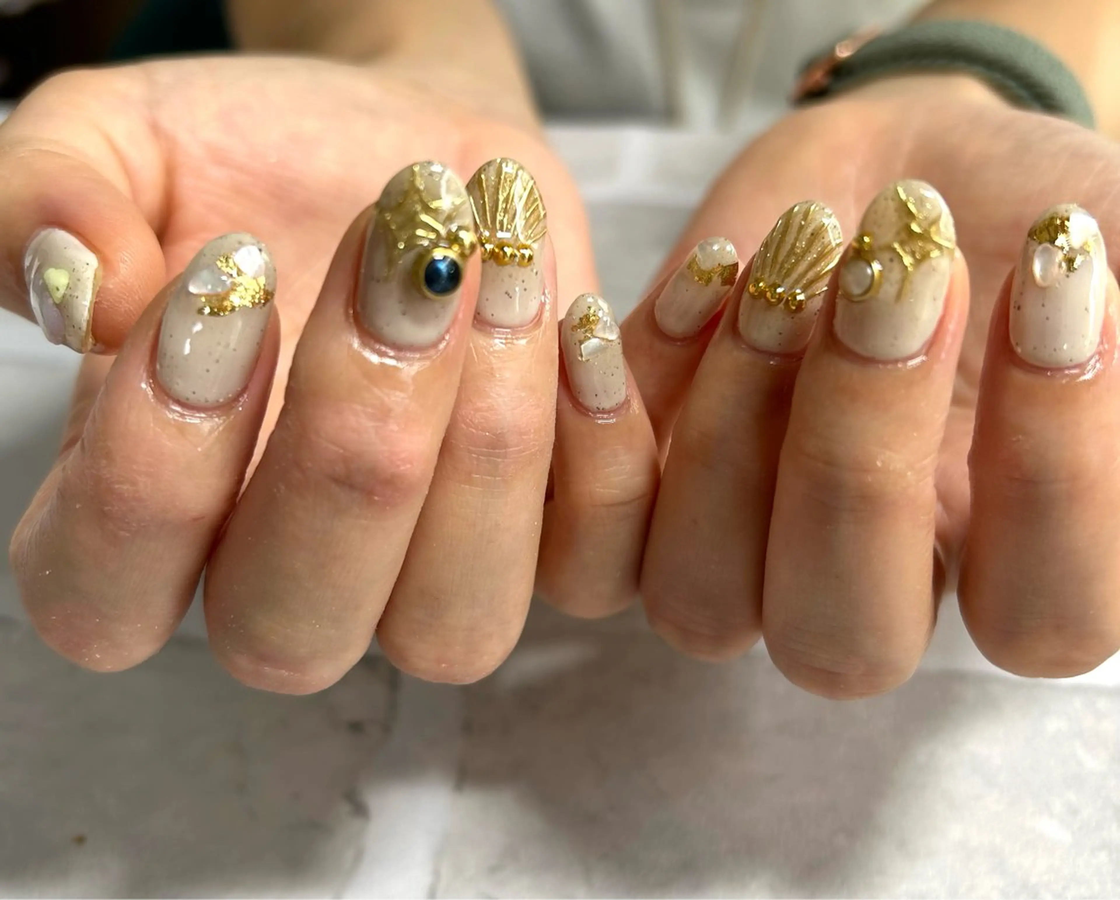 ショート ハンドネイル 2dy所属・2DY NAIL SALONのネイルデザイン