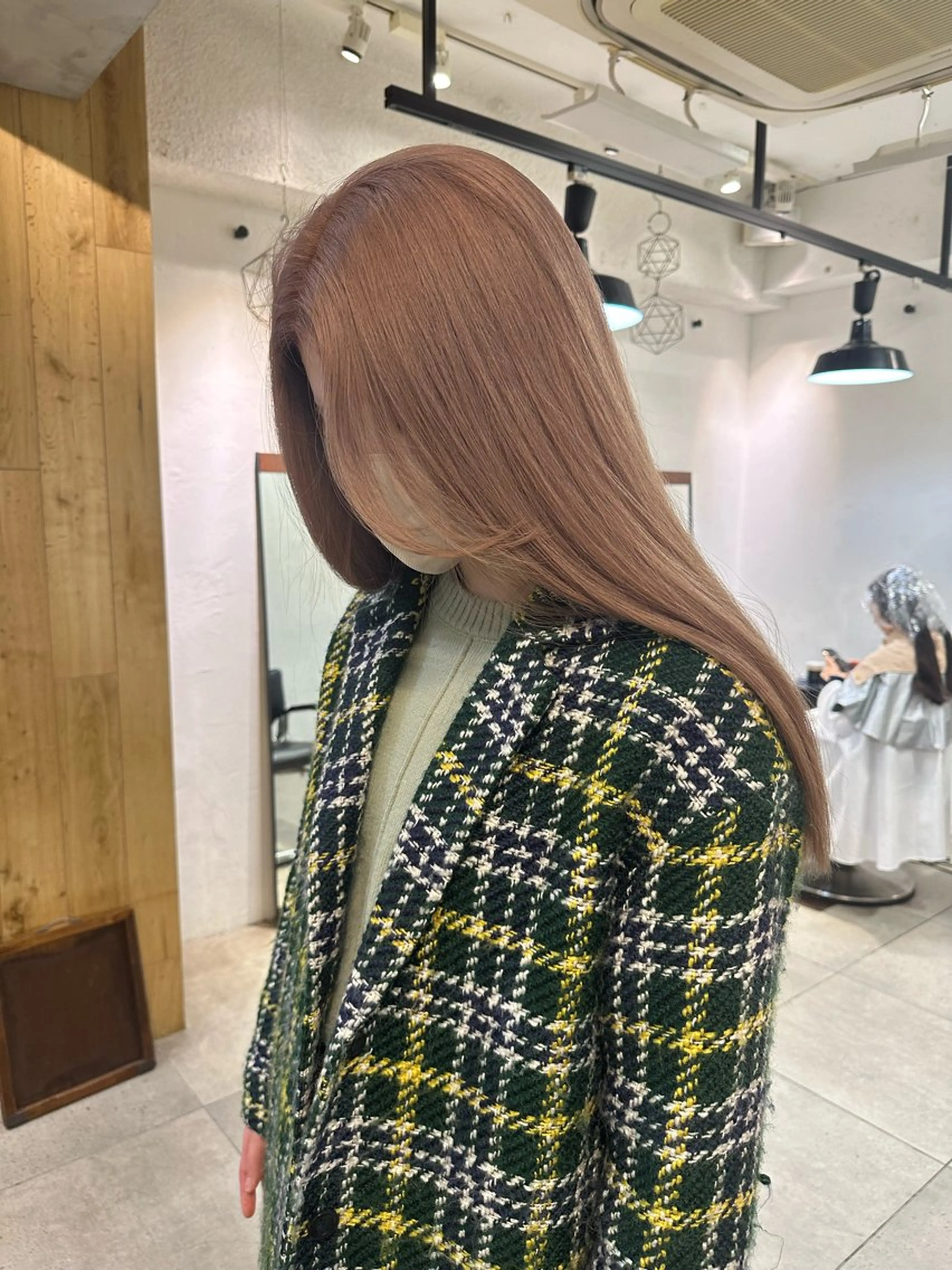 ロング カラー ブリーチ ハイトーンカラー ブリーチなしカラー ボブ ロング カット ヘアカラー トリートメント REINA☁️透明感 カラー/ぷつっと♡のヘアスタイル
