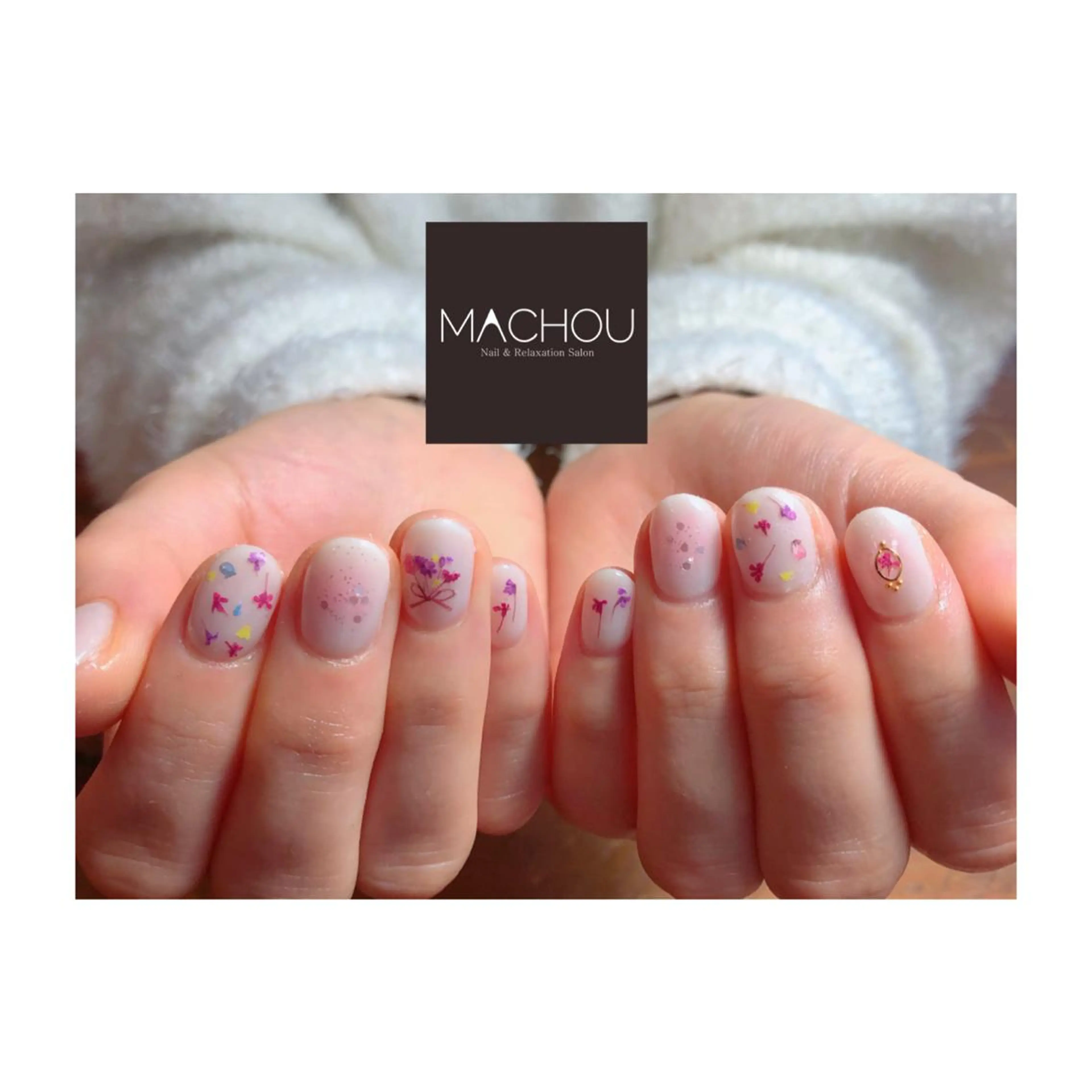 ネイル MACHOU所属・tomomi MACHOUのネイルデザイン