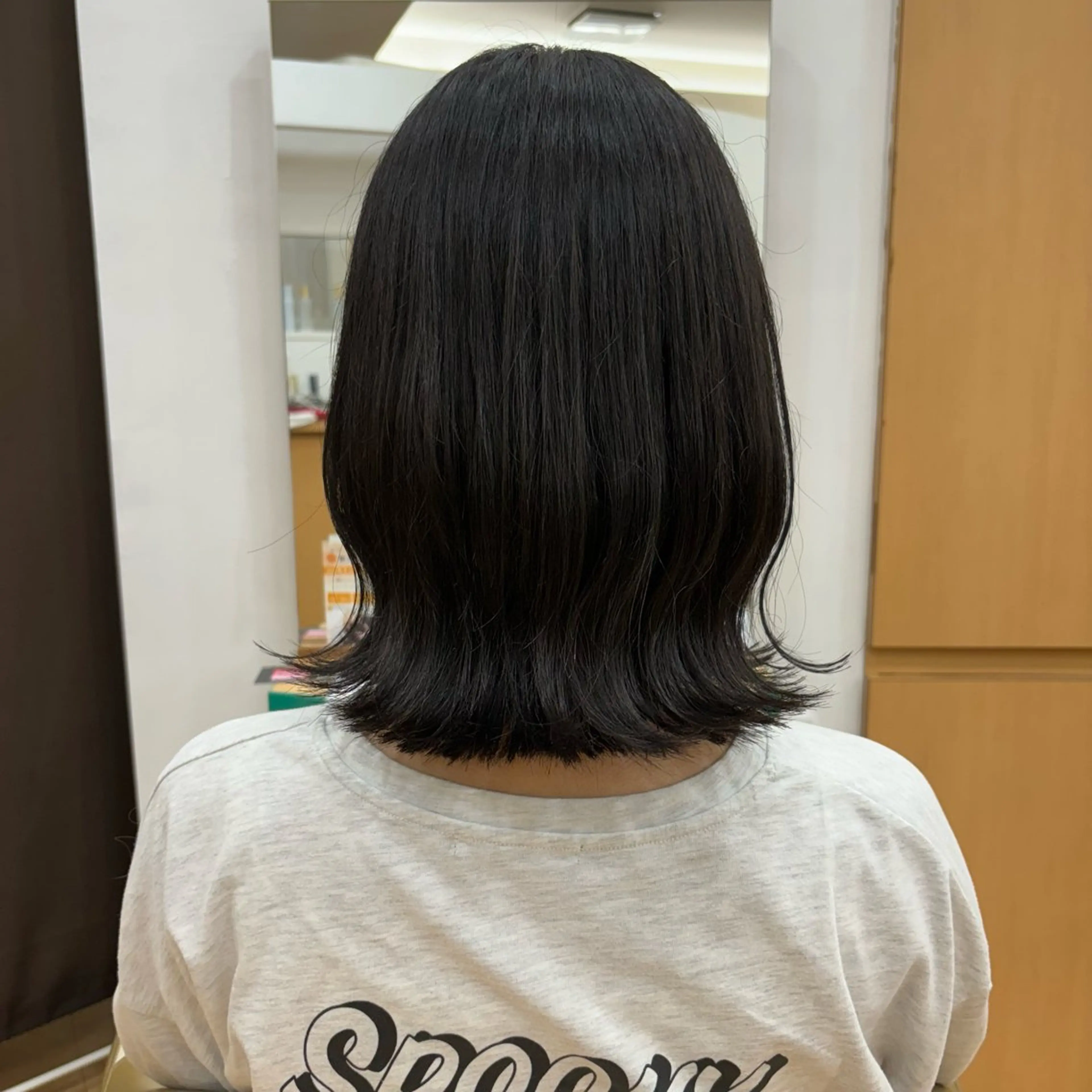 セミロング 🎀🤍芦澤 李音🤍🎀のヘアスタイル