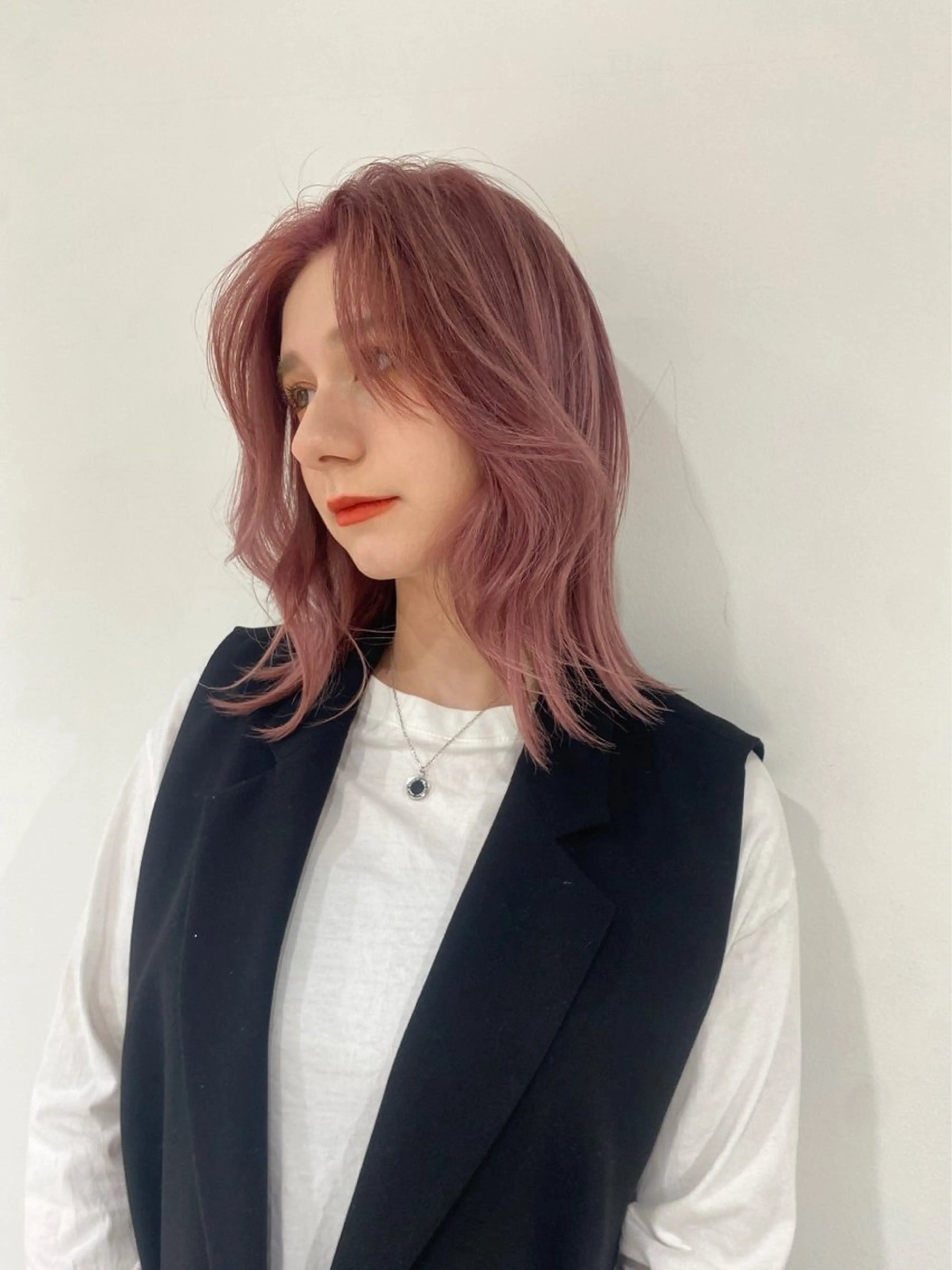ミディアム ☀️青空SORA /くびれショート☁️のヘアスタイル