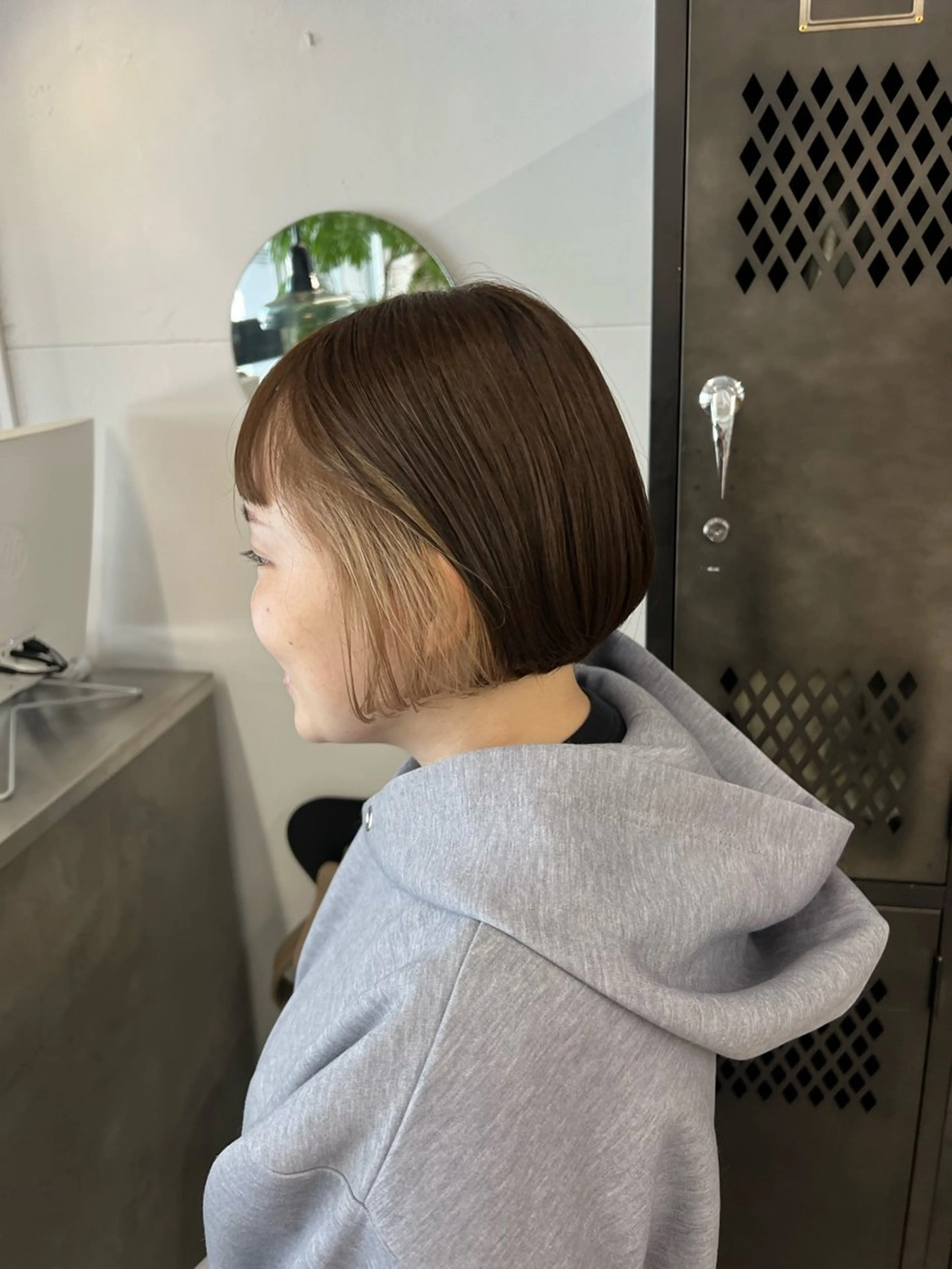 ショート INORI|艶カラ ー|フェイスレイヤーのヘアスタイル