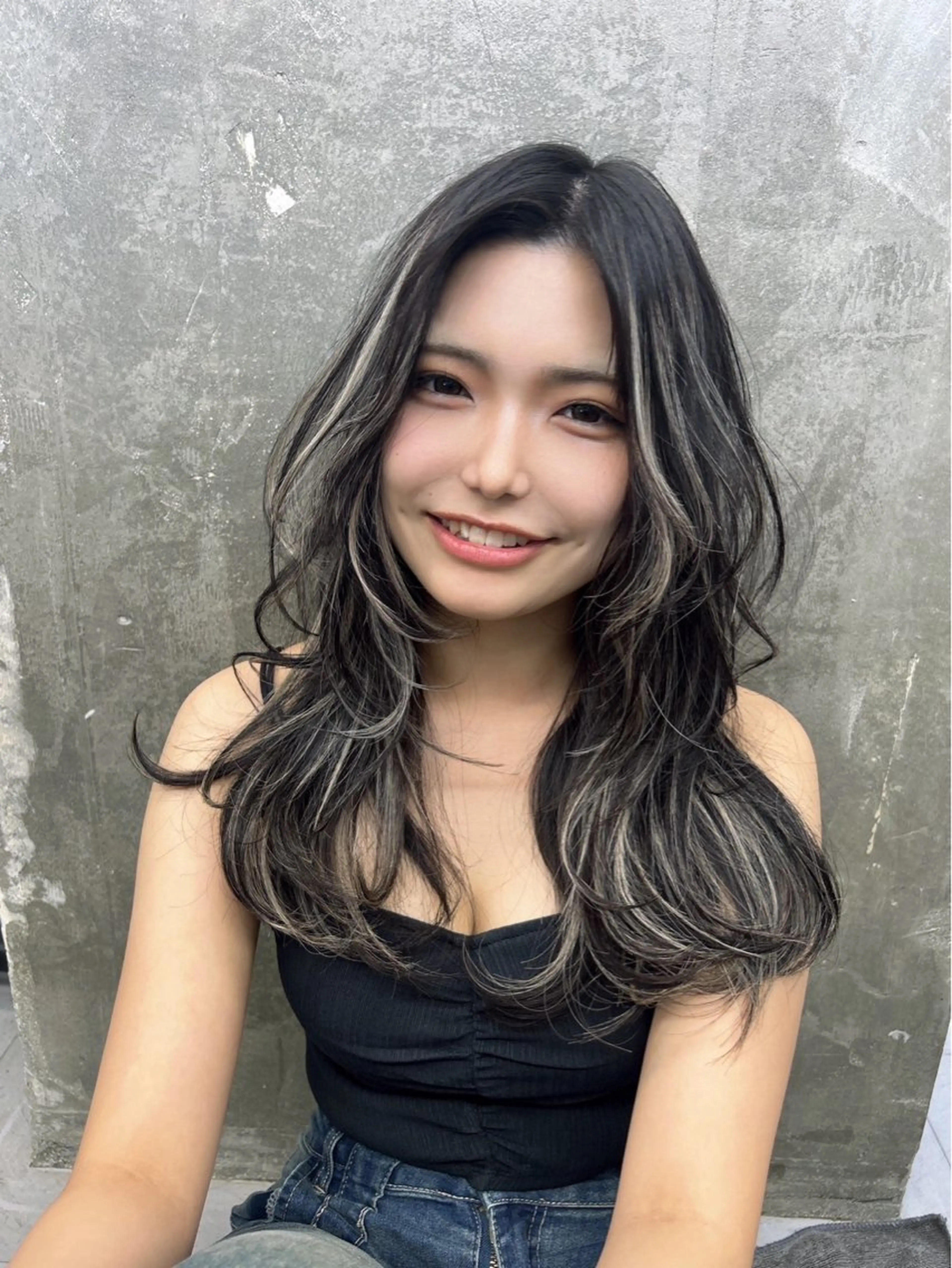 セミロング カラー ハイライトカラー ハイライト 髪質改善SALON MIST+所属・荒金 大翔のヘアスタイル