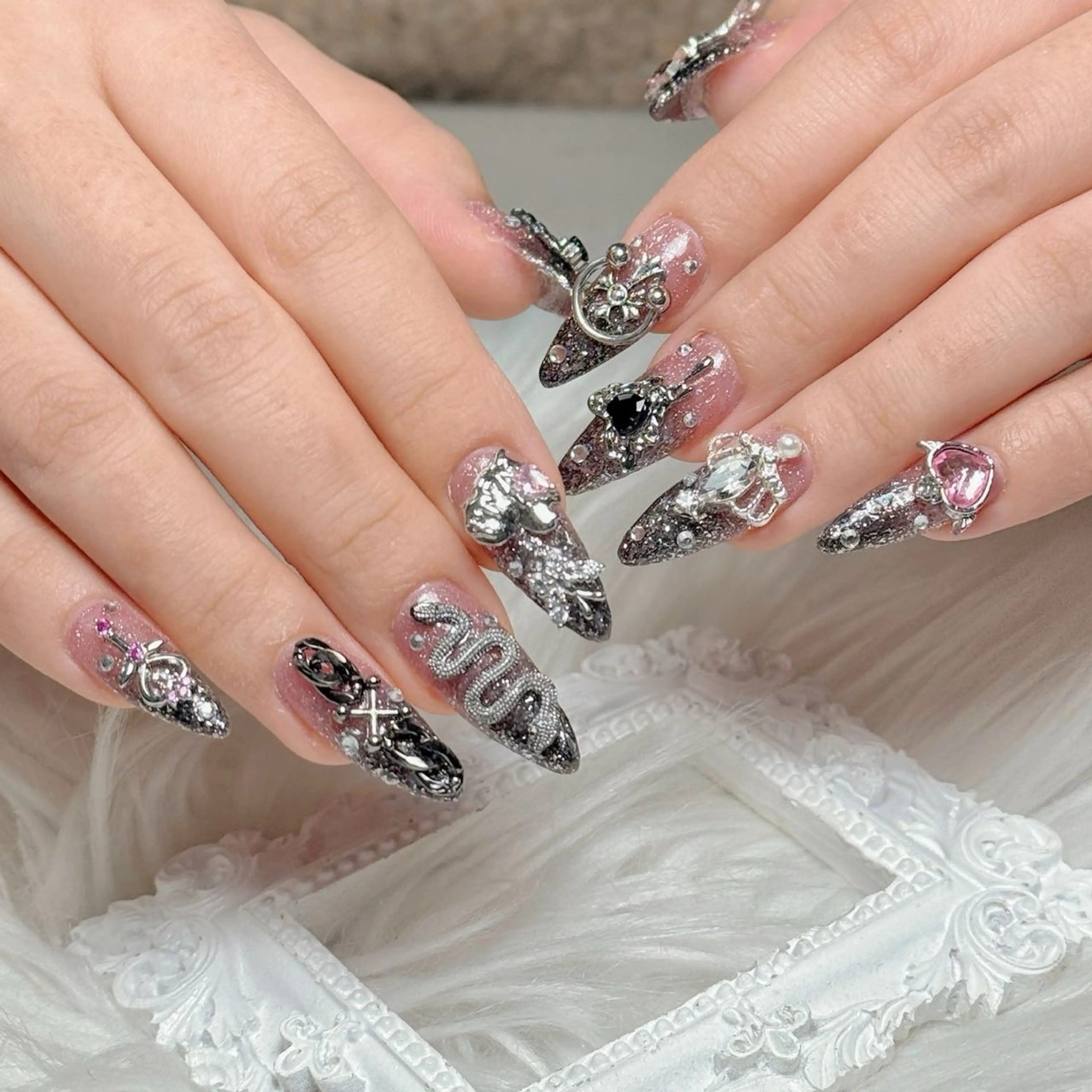 ネイル ハンドネイル ハンドケア For U nail スカルプ専門店のネイルデザイン
