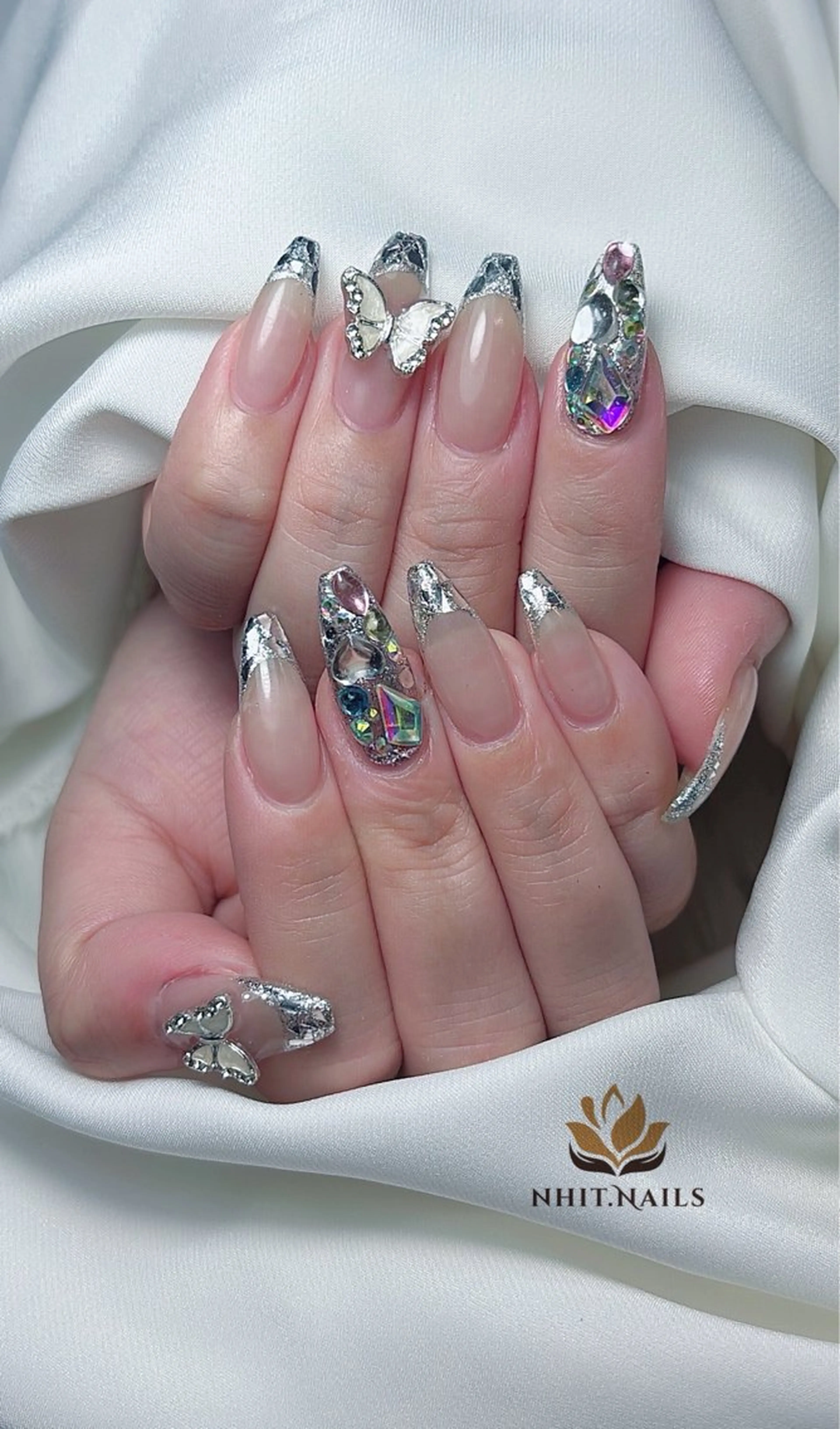 ネイル ニットネイル所属・Nhit Nailsのネイルデザイン