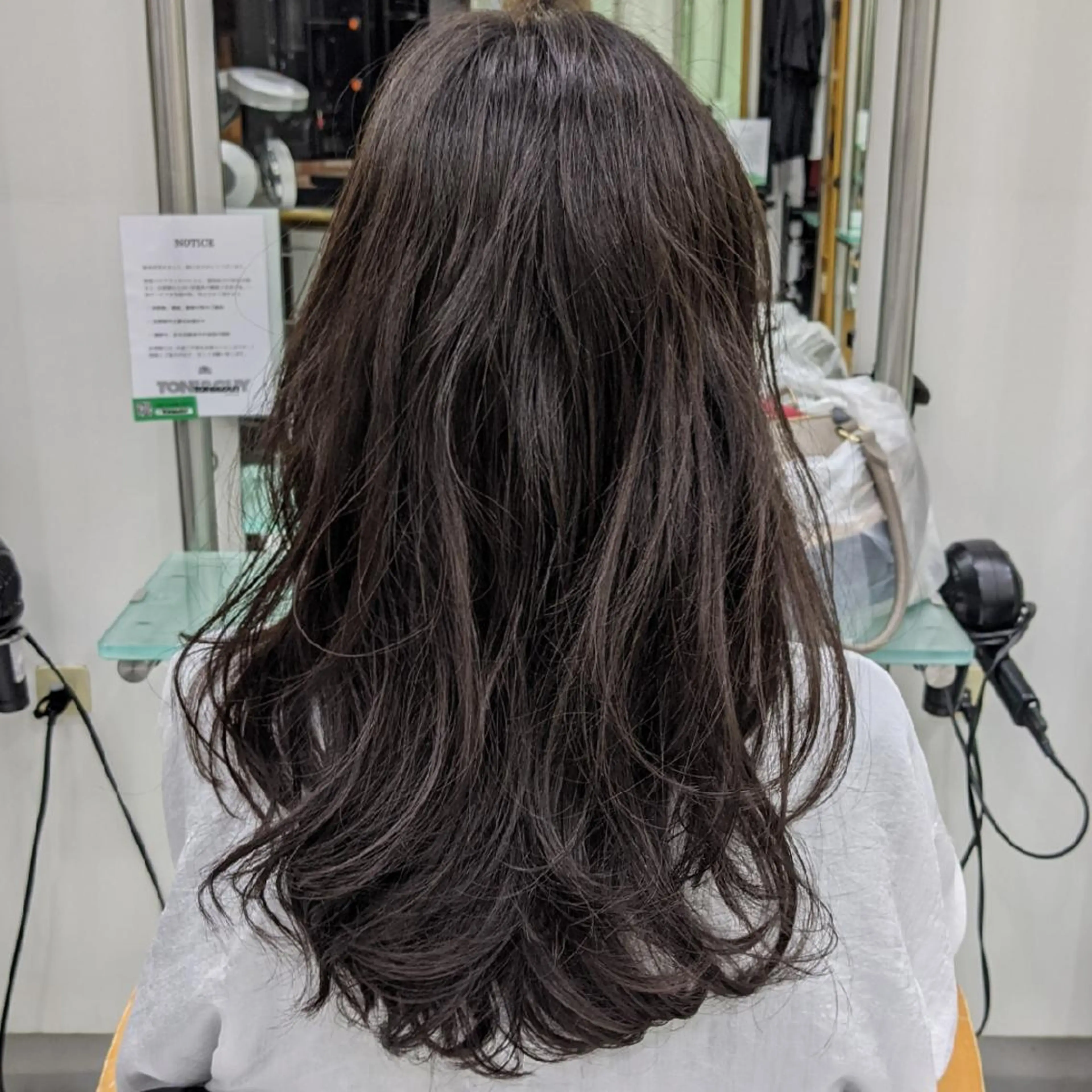 ロング パーマ TONI&GUY所属・Kawahara Satsukiのヘアスタイル