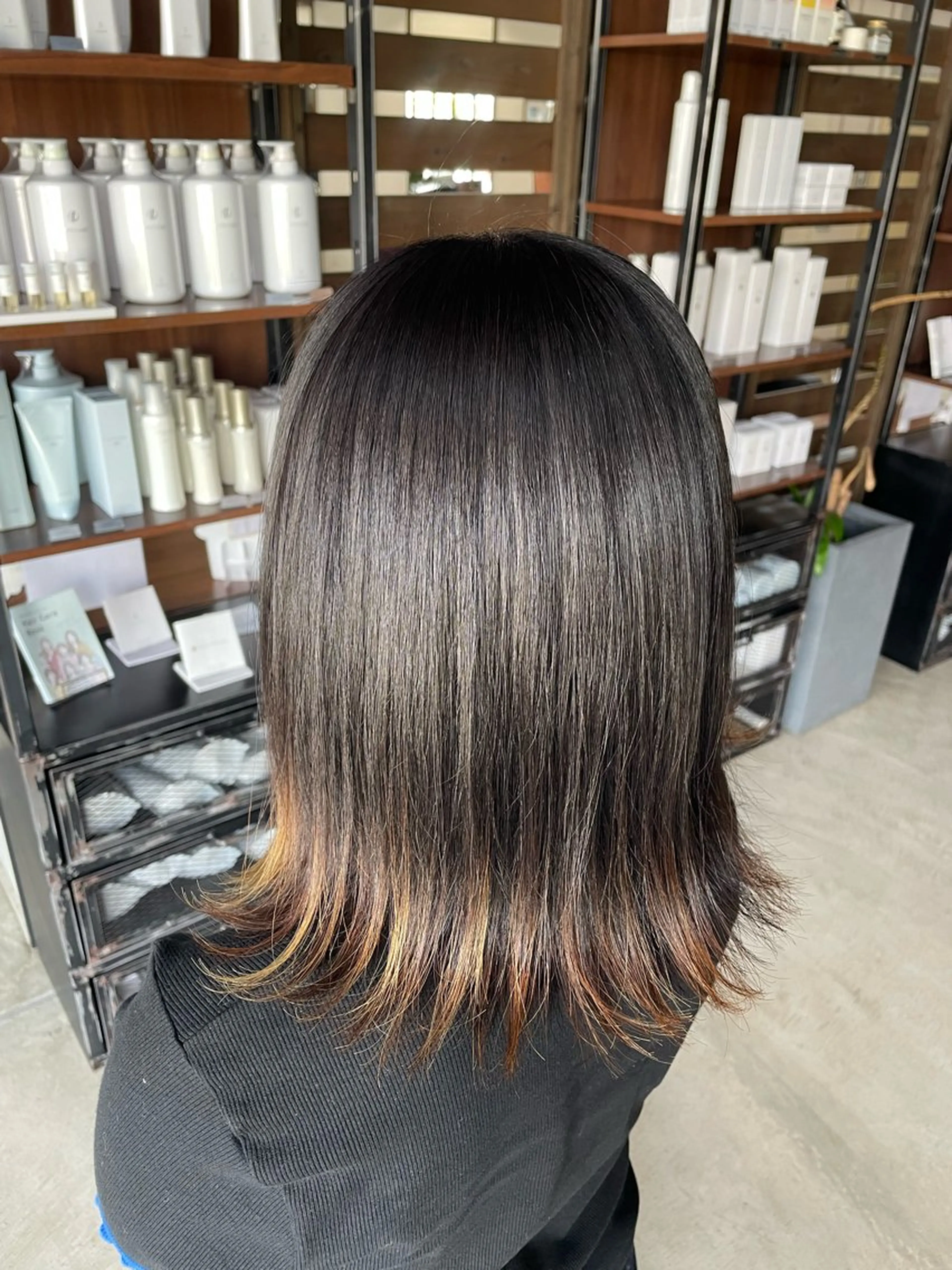 ミディアム 縮毛矯正 OGAWA NOAのヘアスタイル