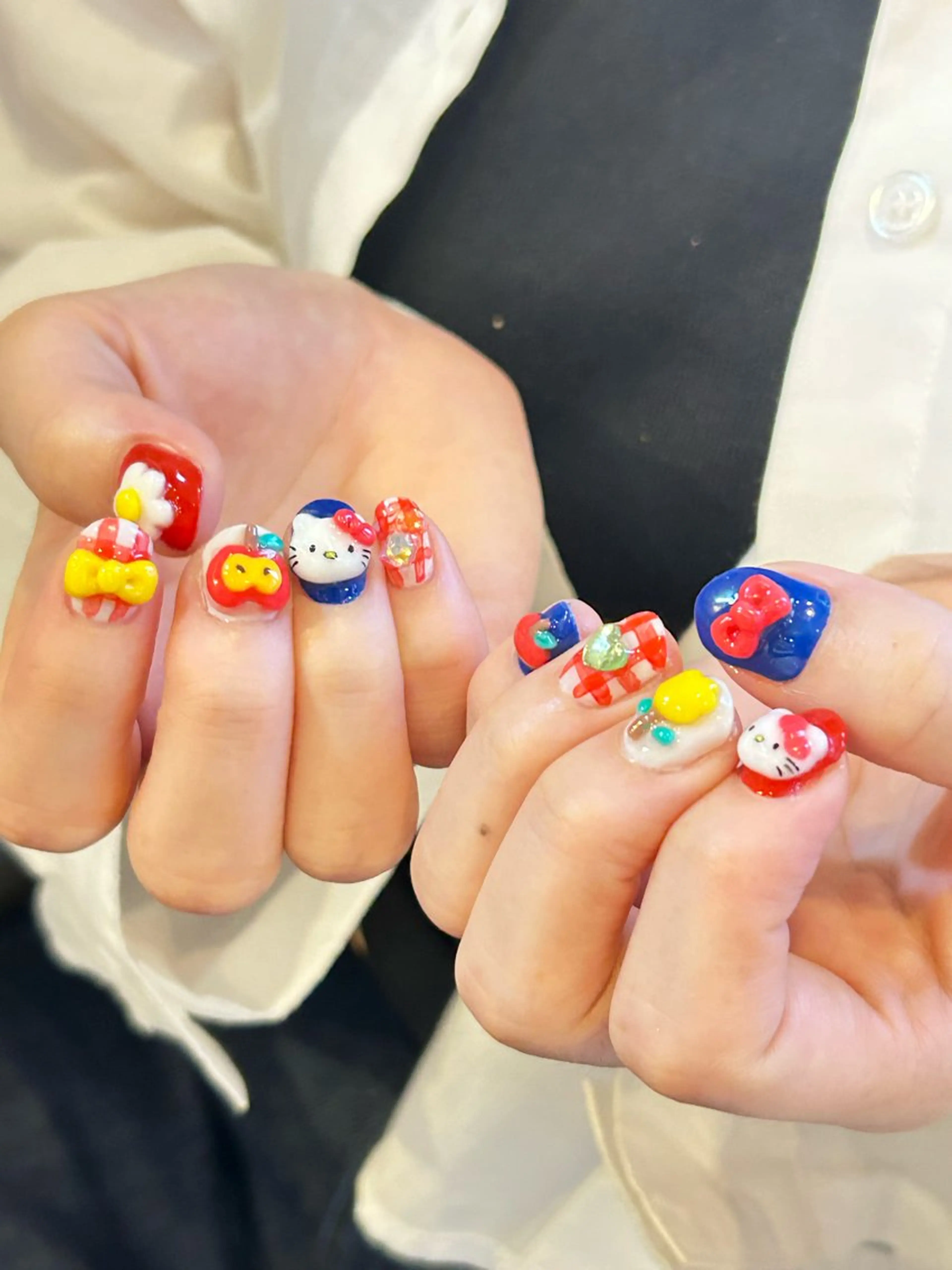 ネイル ハンドネイル lady bird yoshieのネイルデザイン