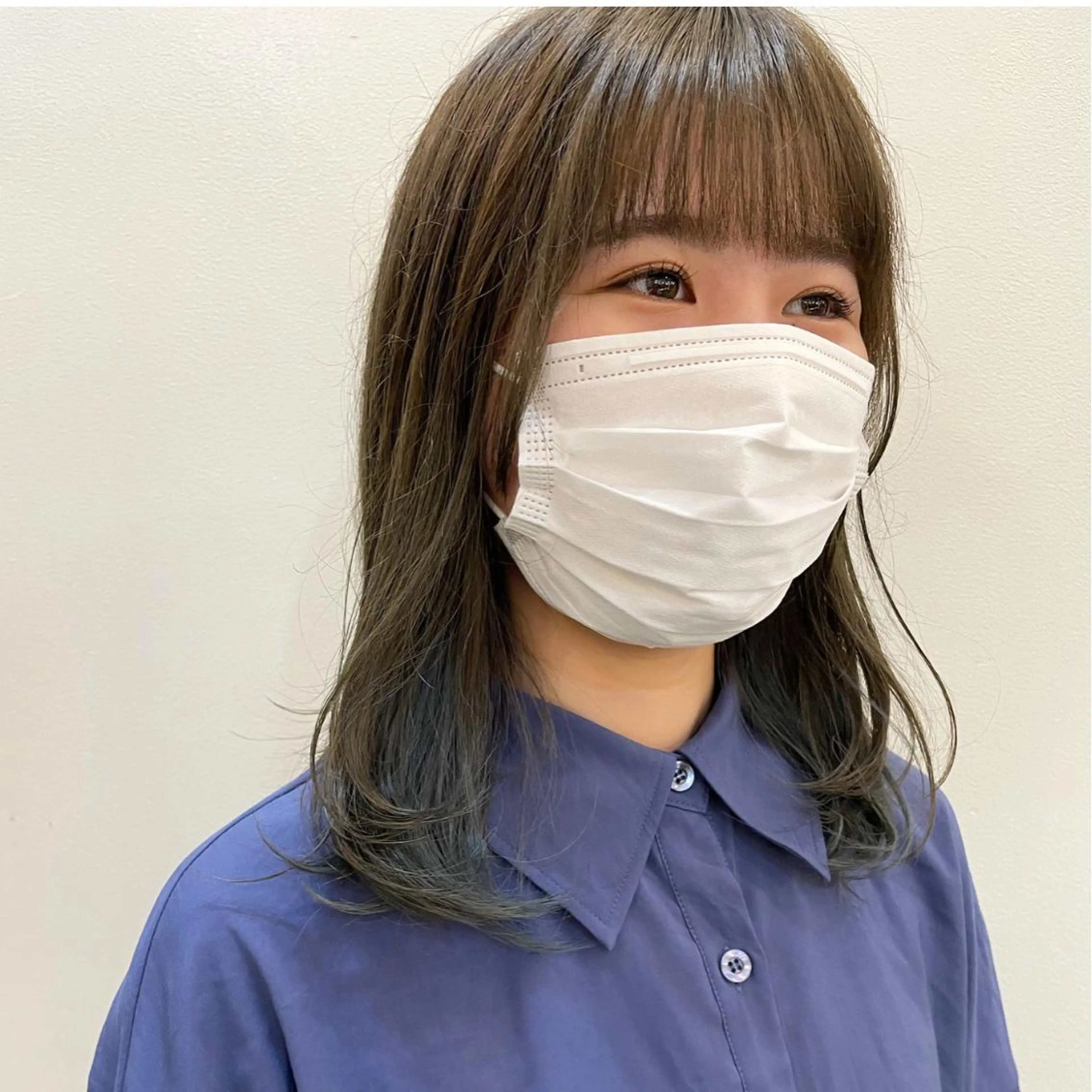 ミディアム カラー カット ヘアカラー トリートメント 坂田 友梨奈のヘアスタイル