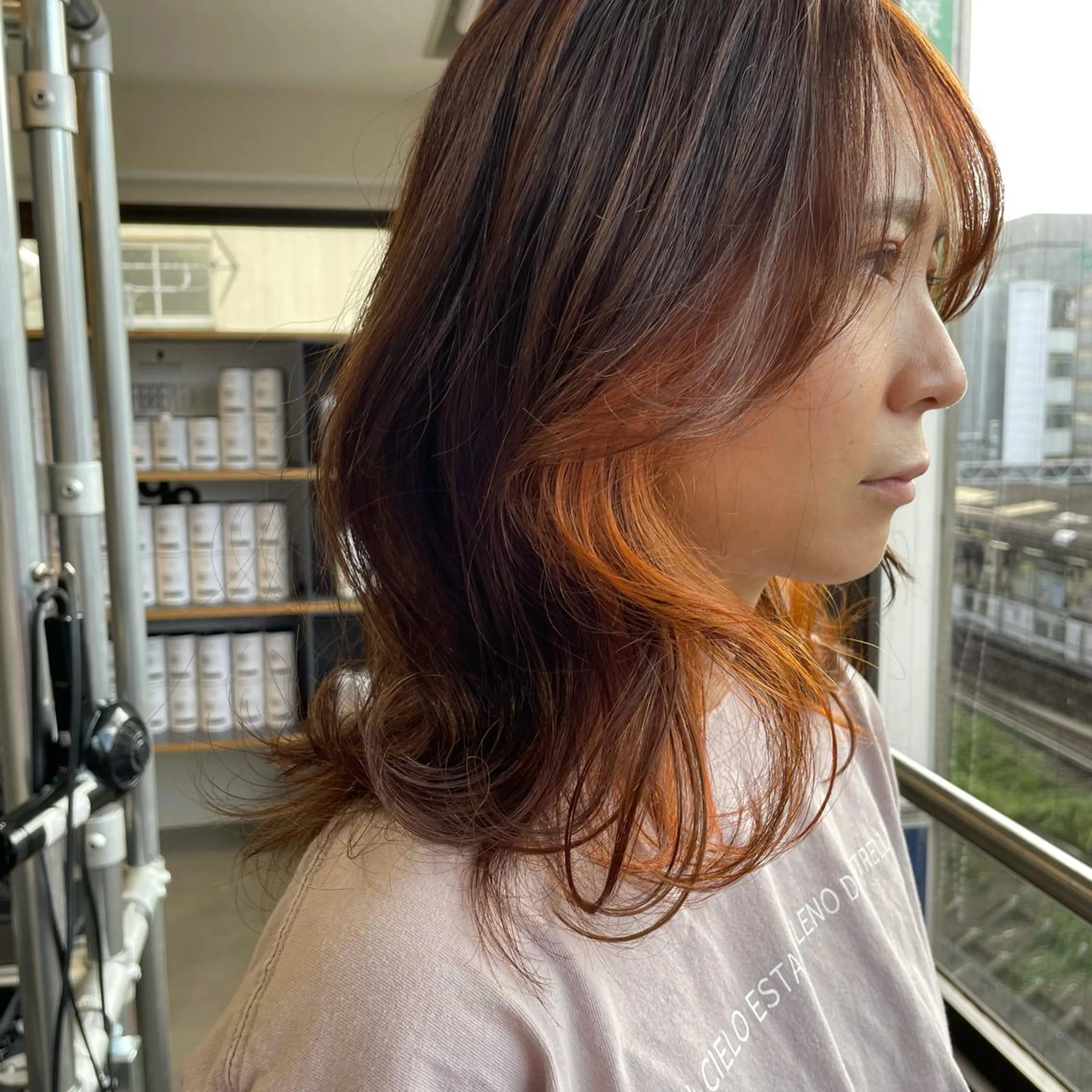 ミディアム ハイライト ヘアカラー 安原 亜弥🕊🕊のマツエク・マツパデザイン