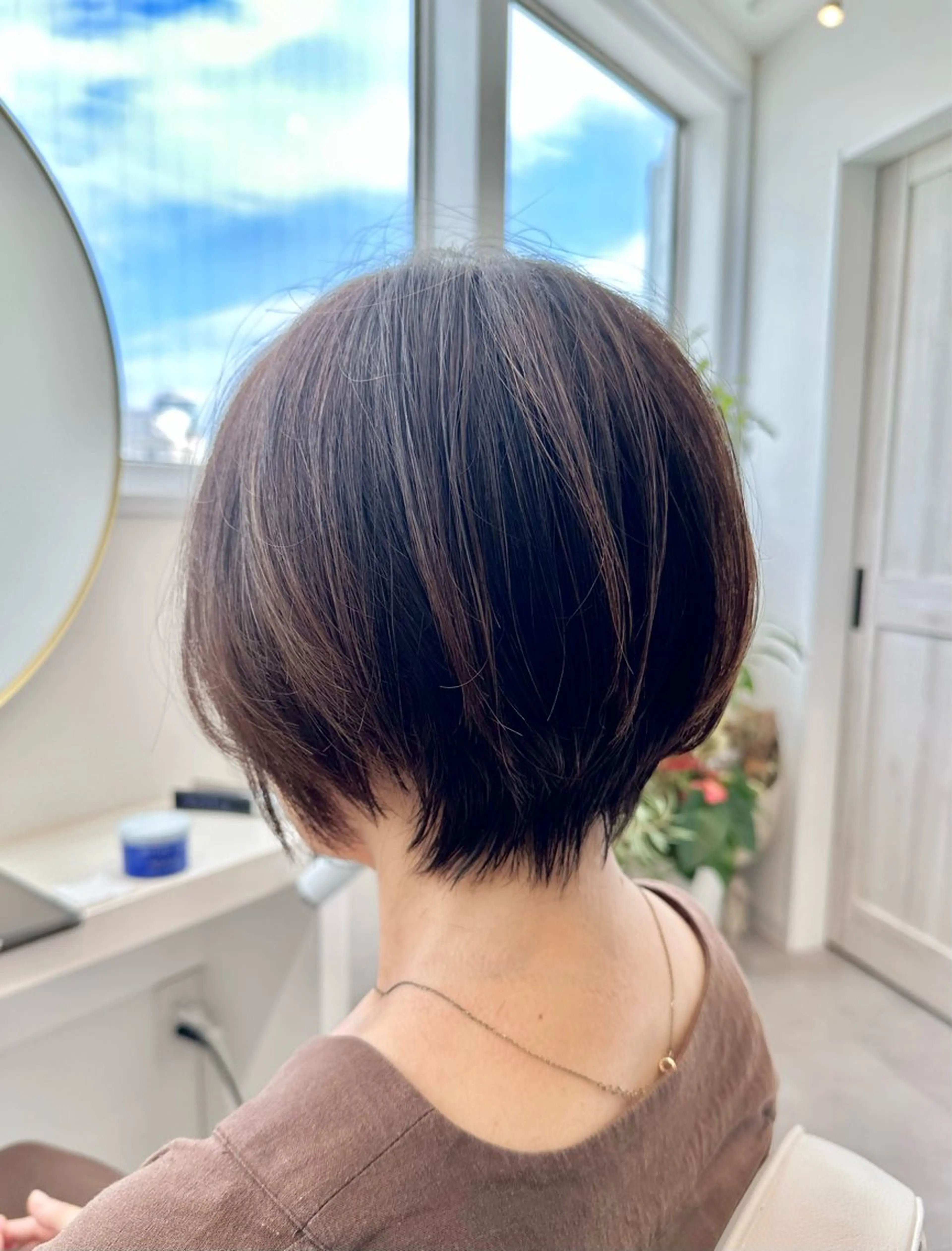 ショート カラー パーマ カット トリートメント ⭐️小顔ショート⭐️ 大鷲拓海のヘアスタイル