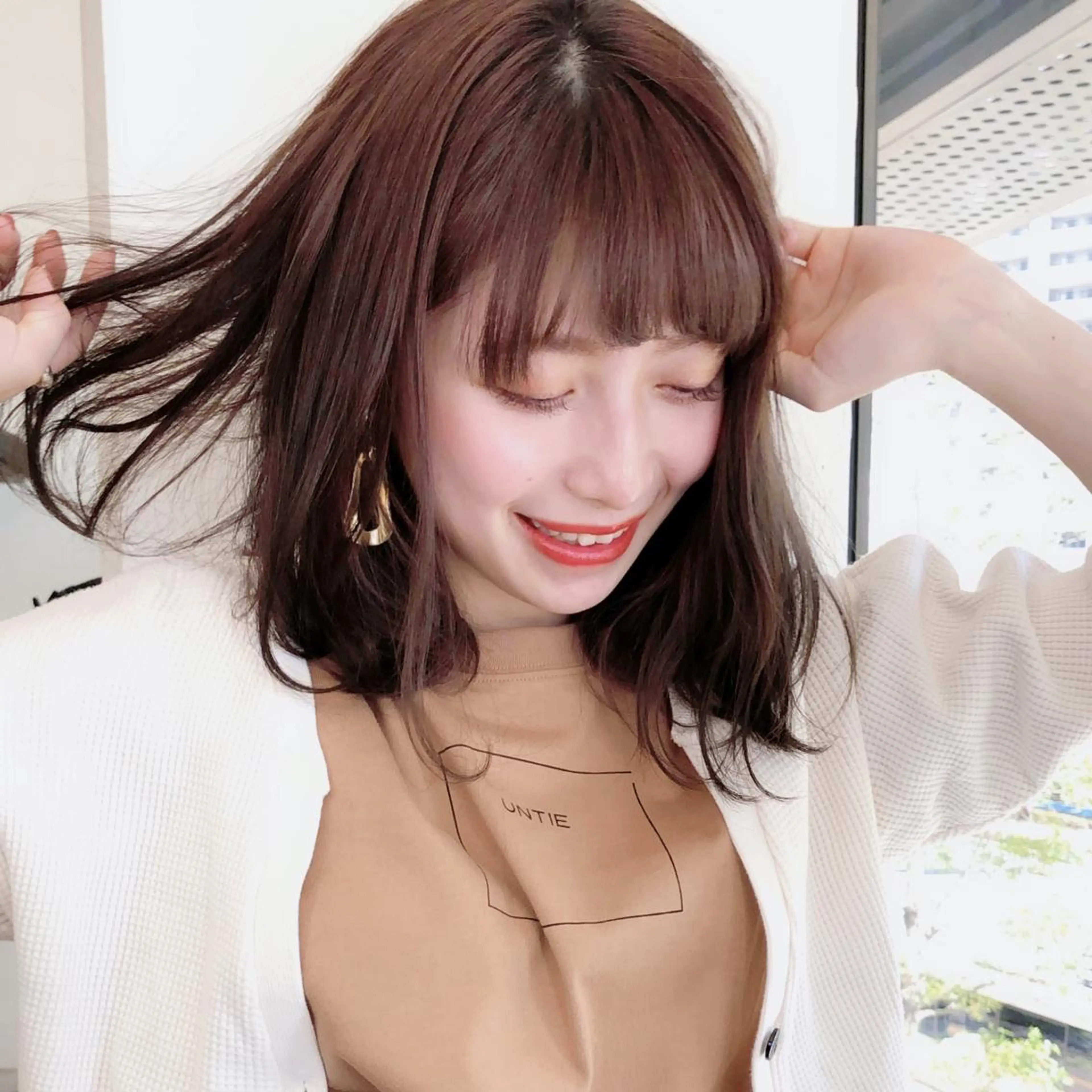 セミロング カラー ショートボブ ブリーチ ハイライトカラー ハイトーンカラー ボブ カット ヘアカラー トリートメント 大人可愛いショート 原田美千留のヘアスタイル