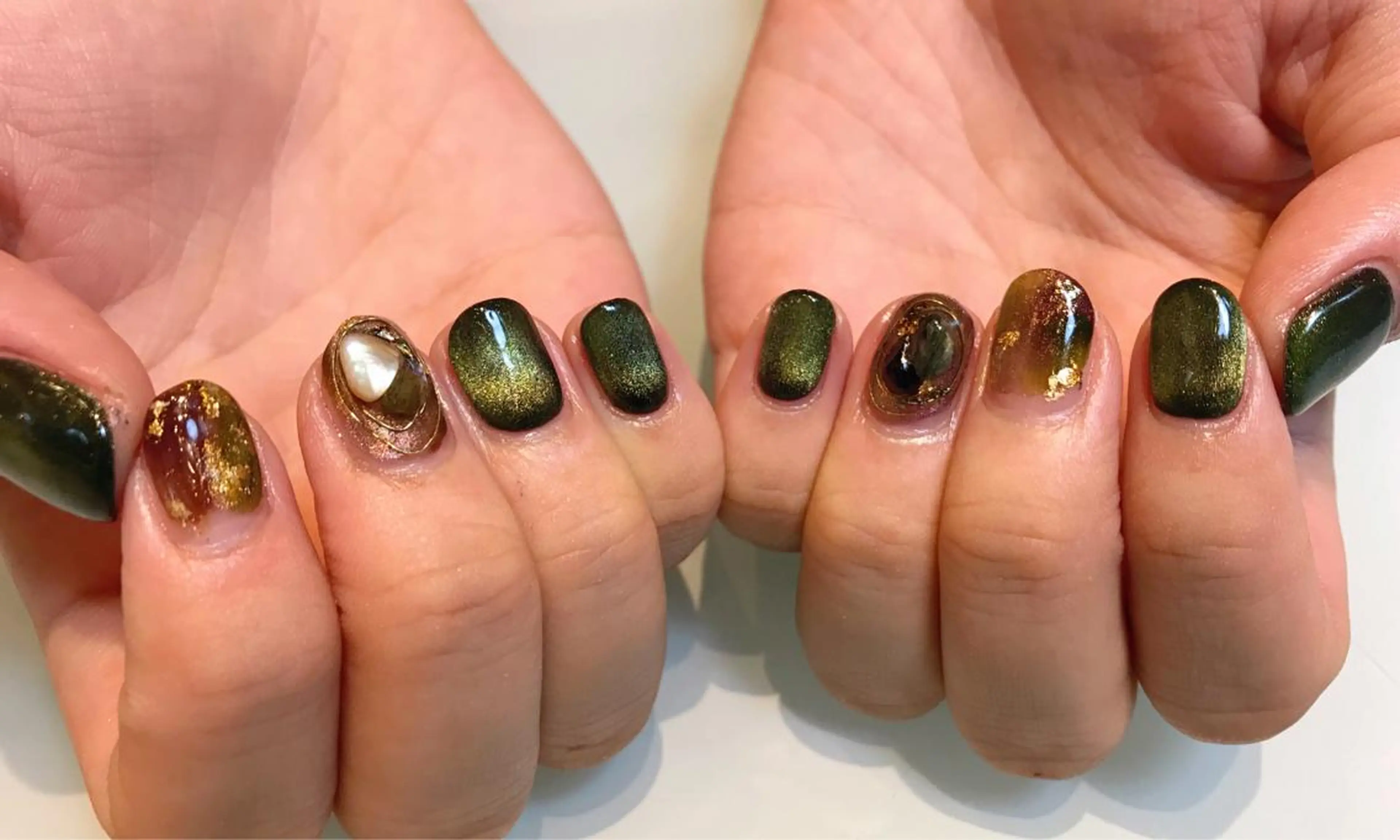 ネイル ジェルネイル マグネットネイル ハンドネイル ハンドケア NAIL 106G所属・西日暮里駅徒歩1分/ NAIL106Gのネイルデザイン