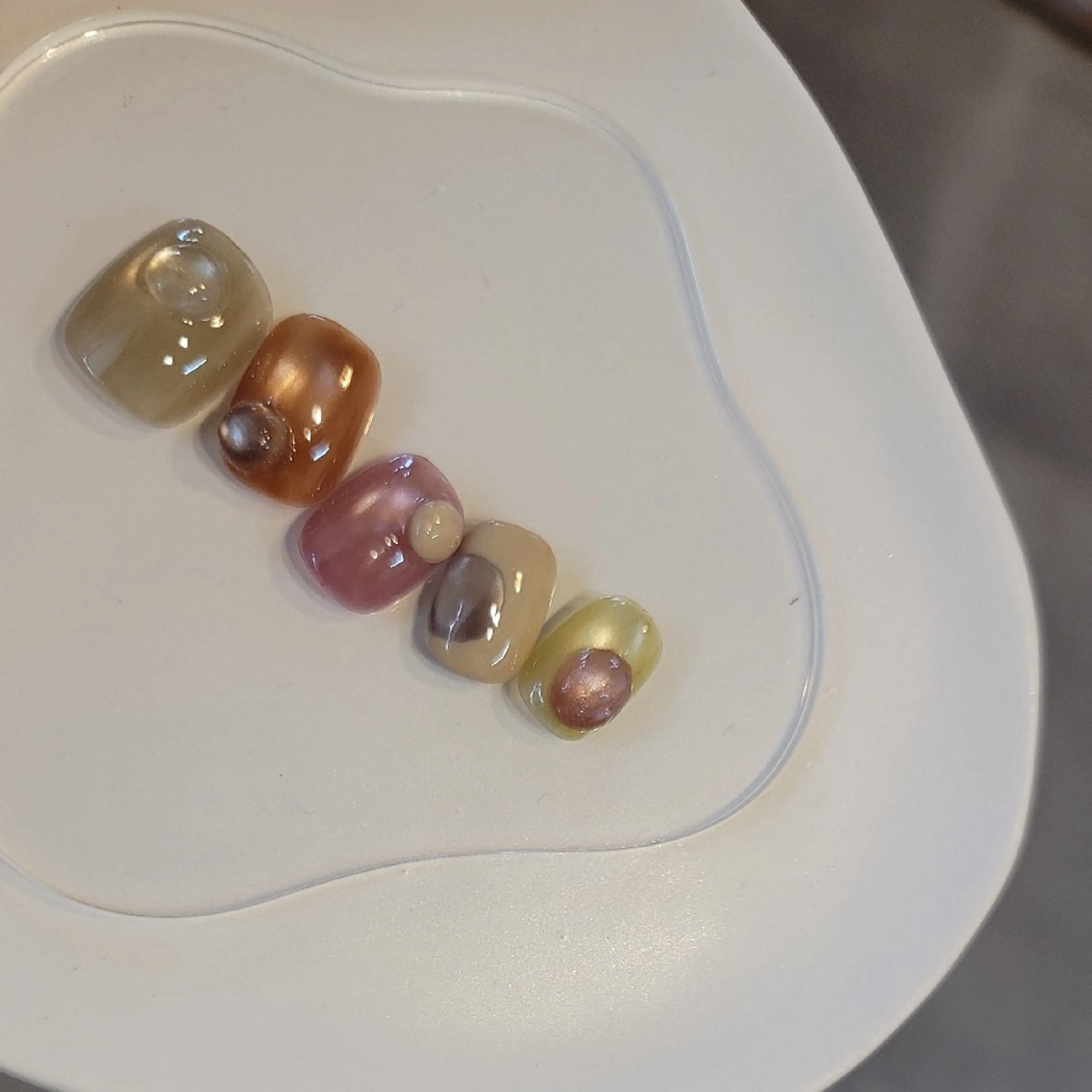 ネイル マグネットネイル ハンドネイル 🌲🌳🚪iiit o🌲🌳🌲のネイルデザイン