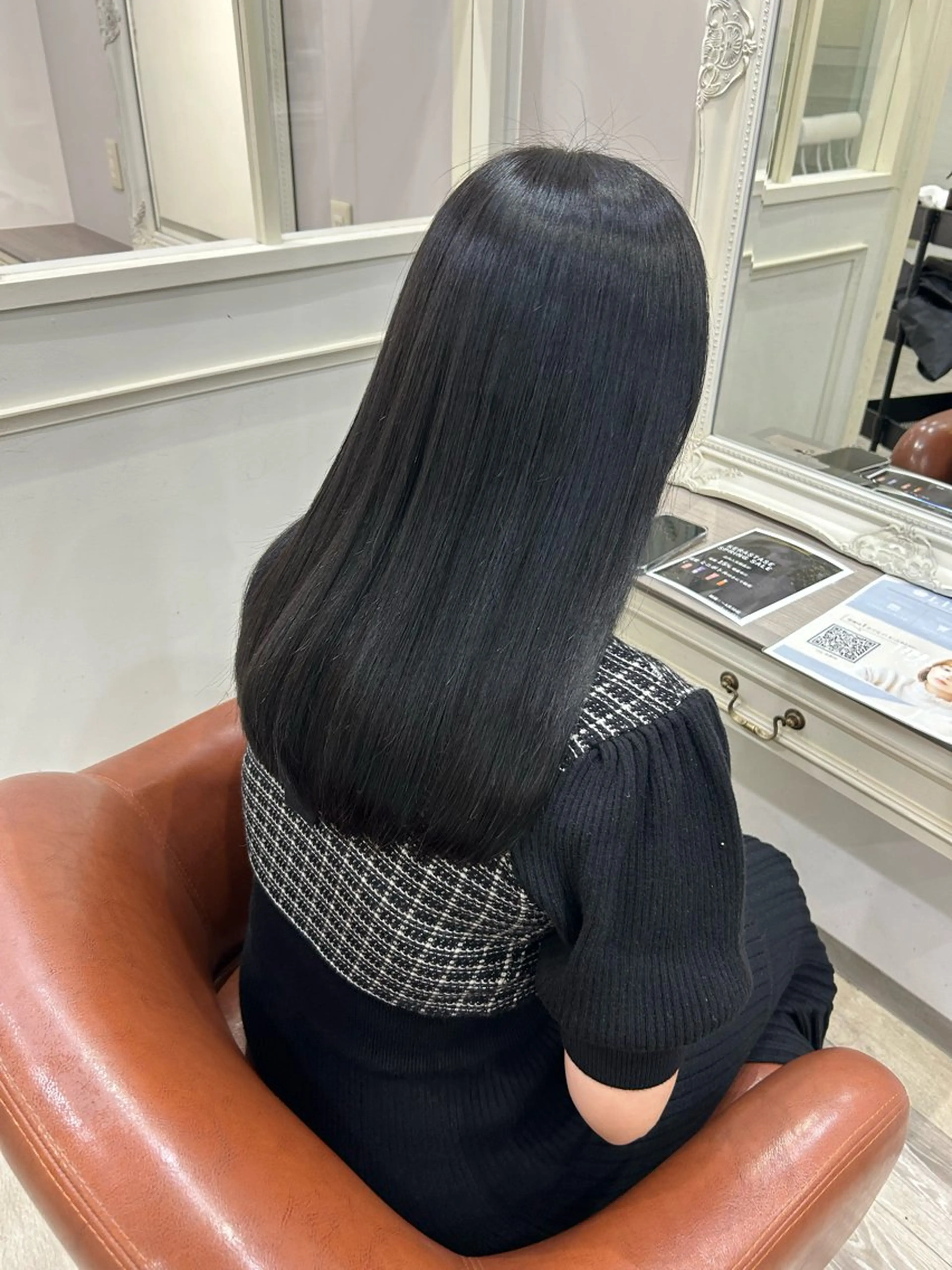 ロング カラー 黒髪 透明感カラー ヘアカラー トリートメント inq sakae所属・りん🌷︎名古屋 透明感カラー/カットのヘアスタイル