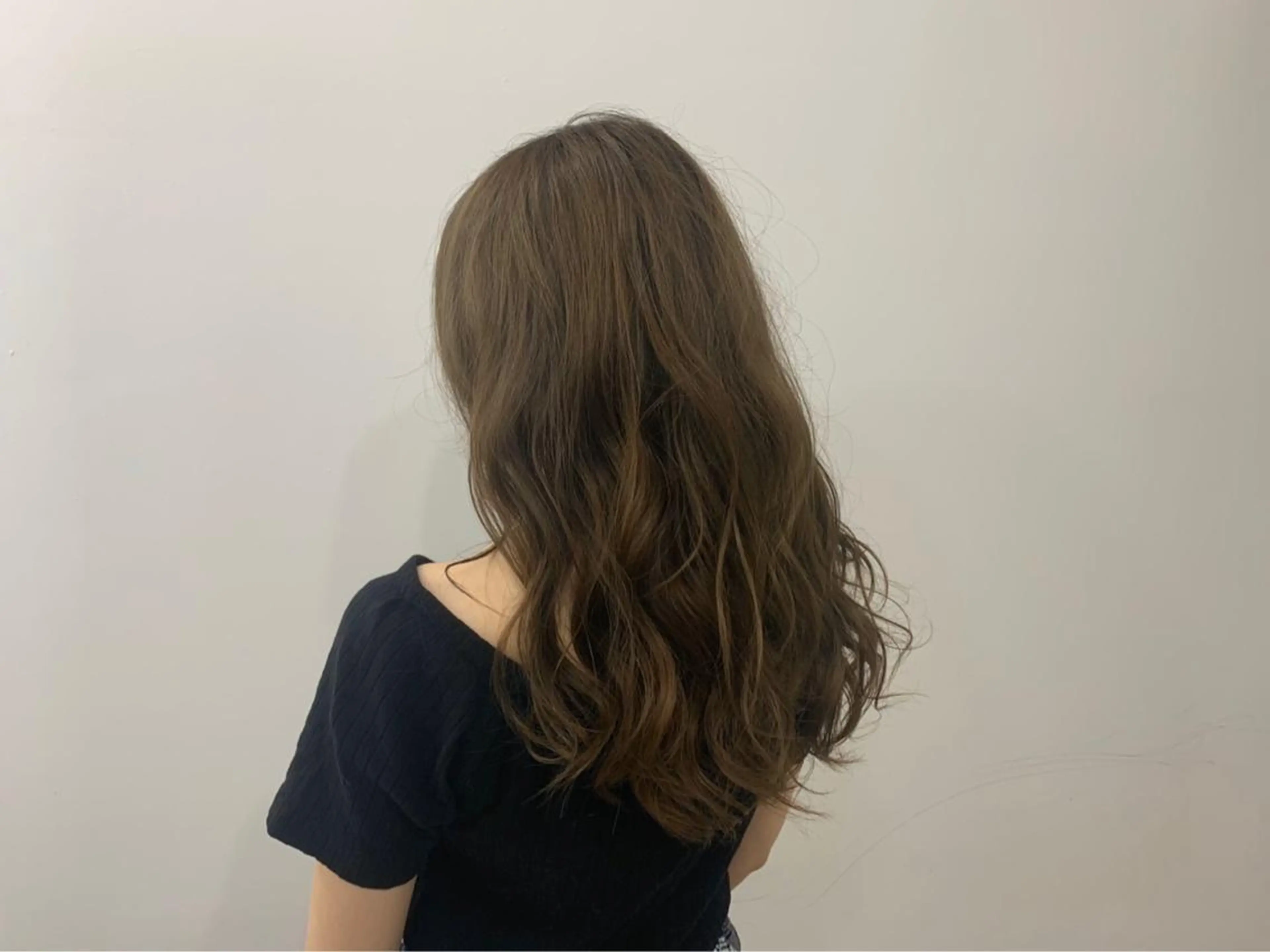 カラー benji所属・Hamatsu Misakiのヘアスタイル