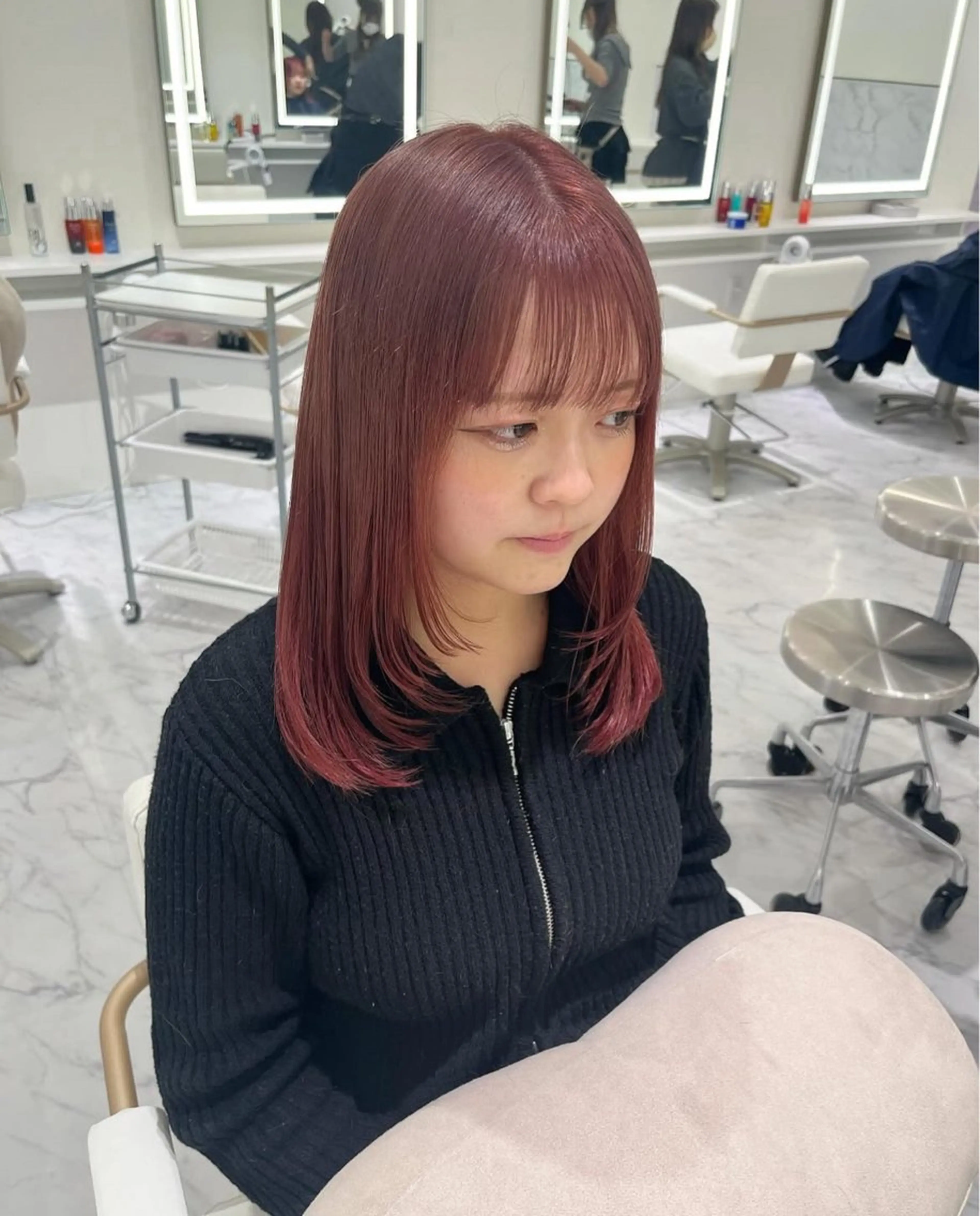 ミディアム カラー ブリーチ ヘアカラー ParveMix 🌝🫧山本 玲南のヘアスタイル