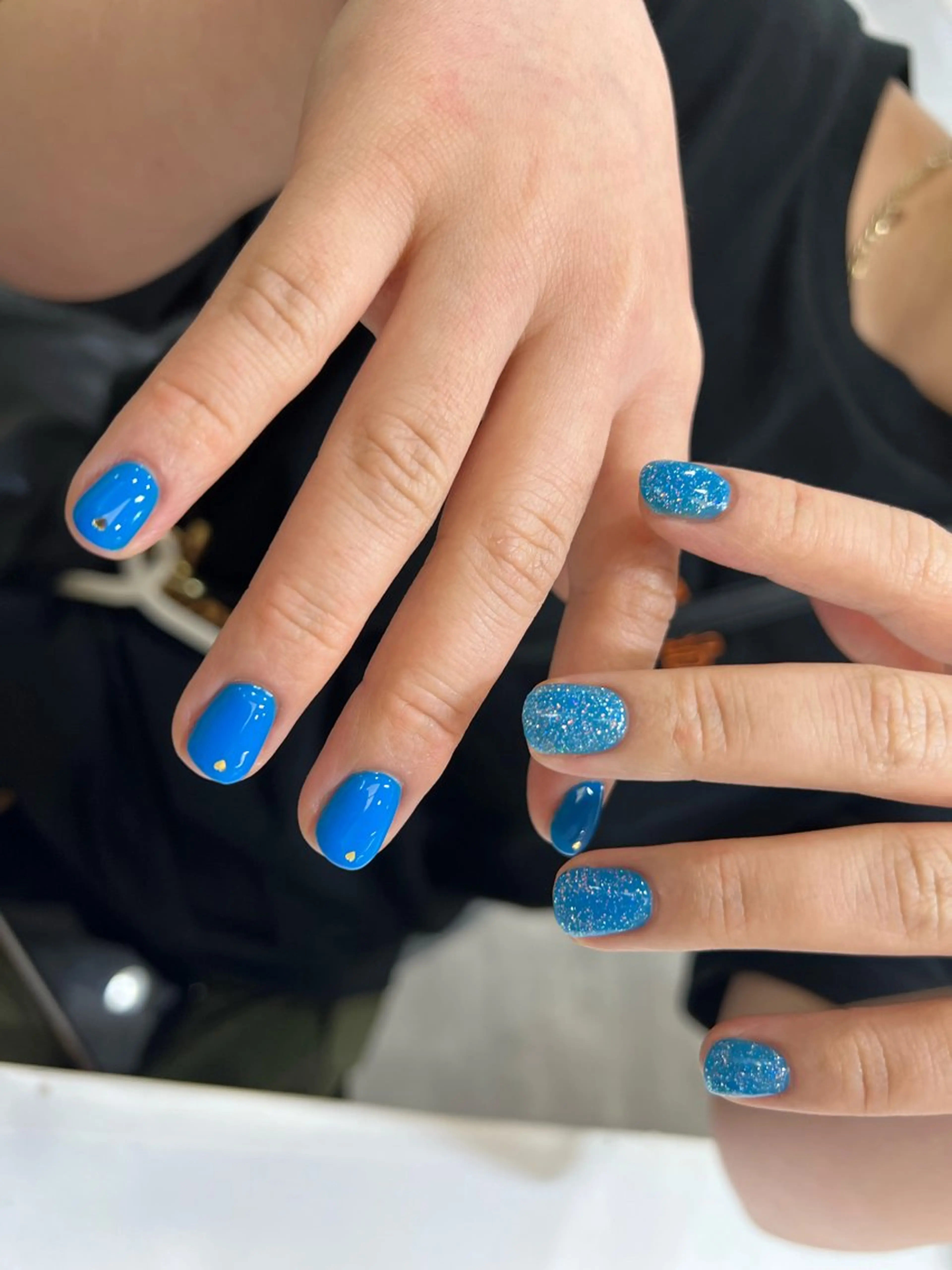 ネイル ホログラムネイル ラメ(グリッター) ワンカラーネイル nail salon te.enのネイルデザイン
