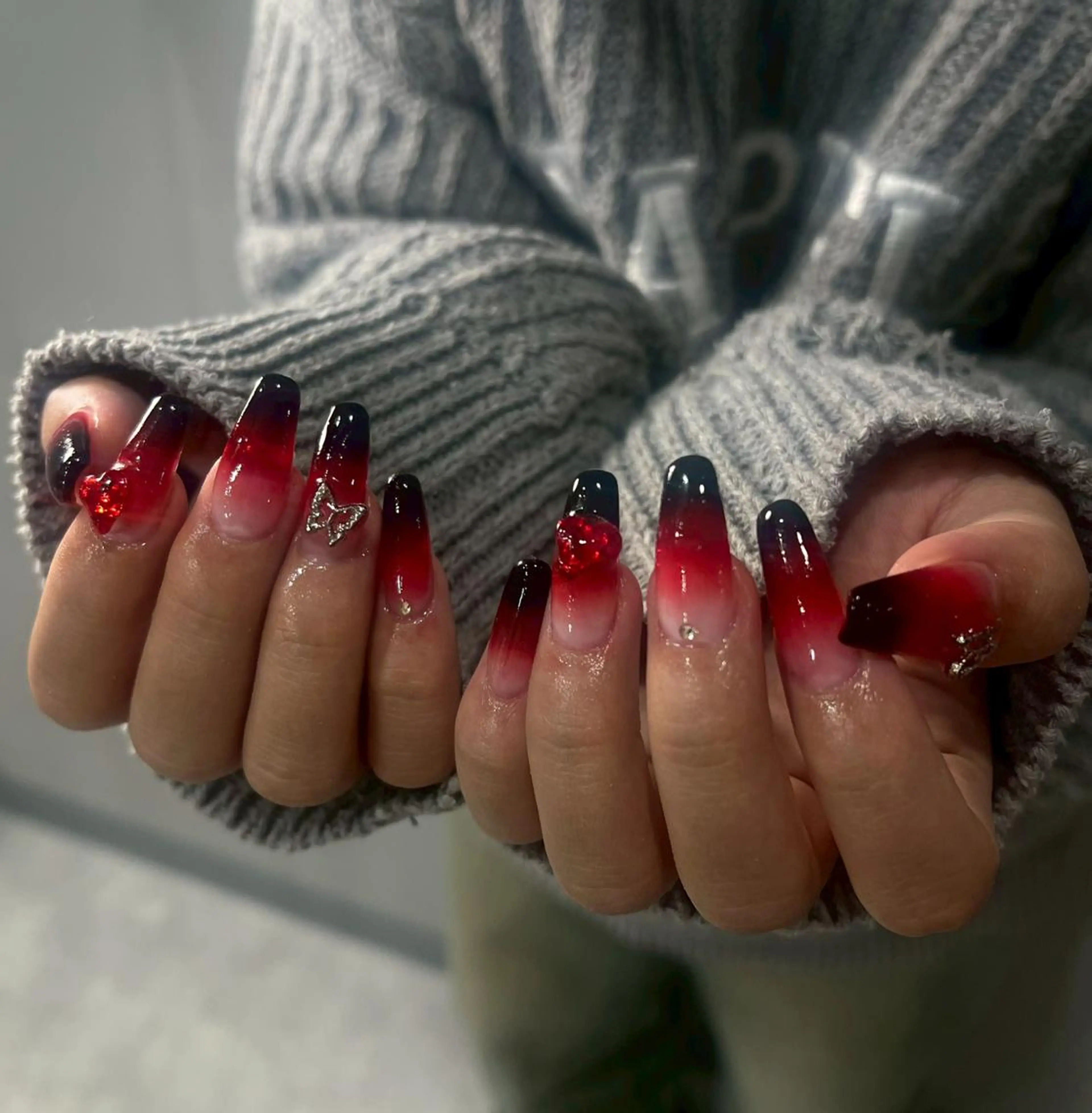 ネイル 持ち込み ストーンネイル ハンドネイル DL•BEAUTY / YUIのネイルデザイン