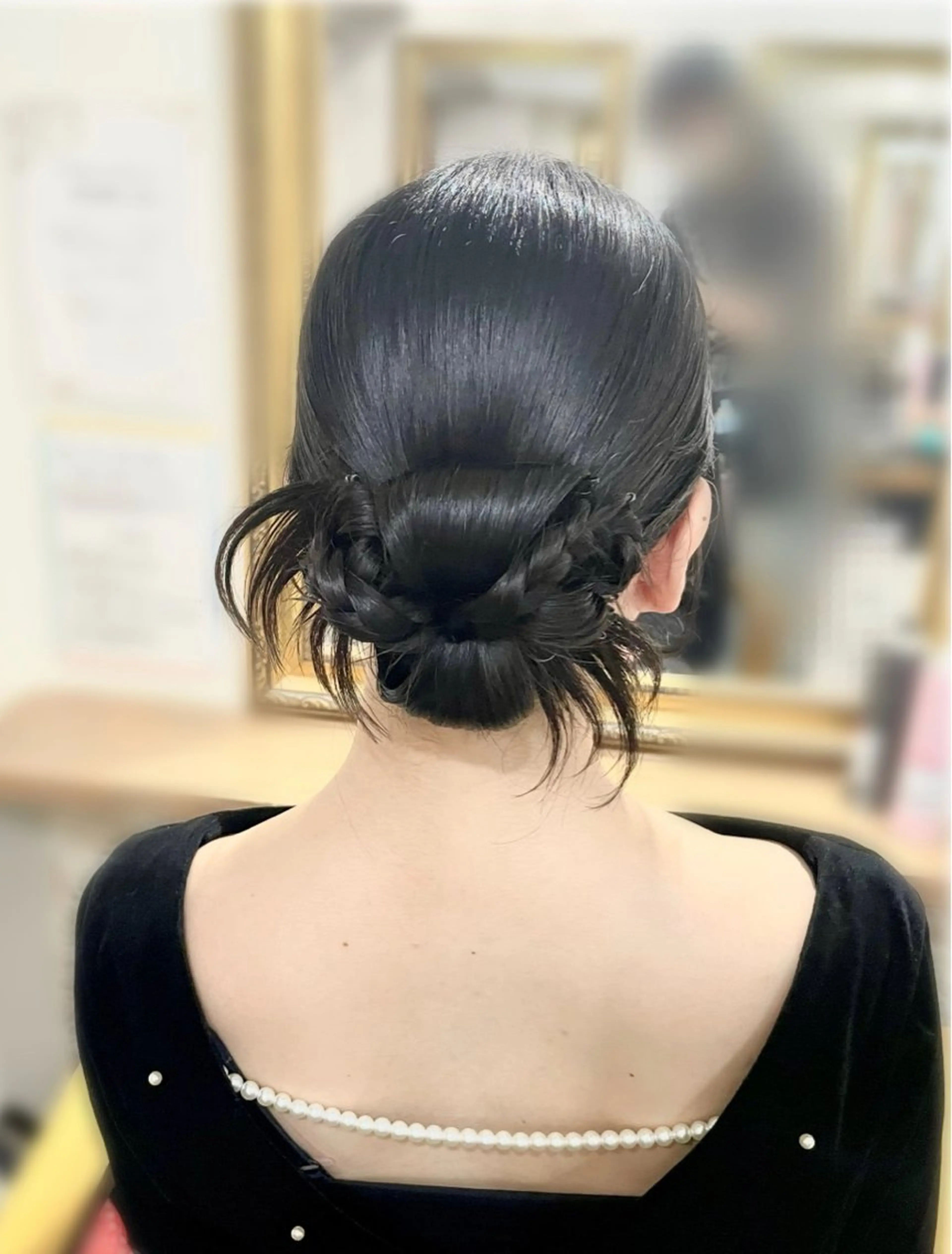 セミロング ヘアアレンジ セットサロンCURE YUKIOKAのヘアスタイル