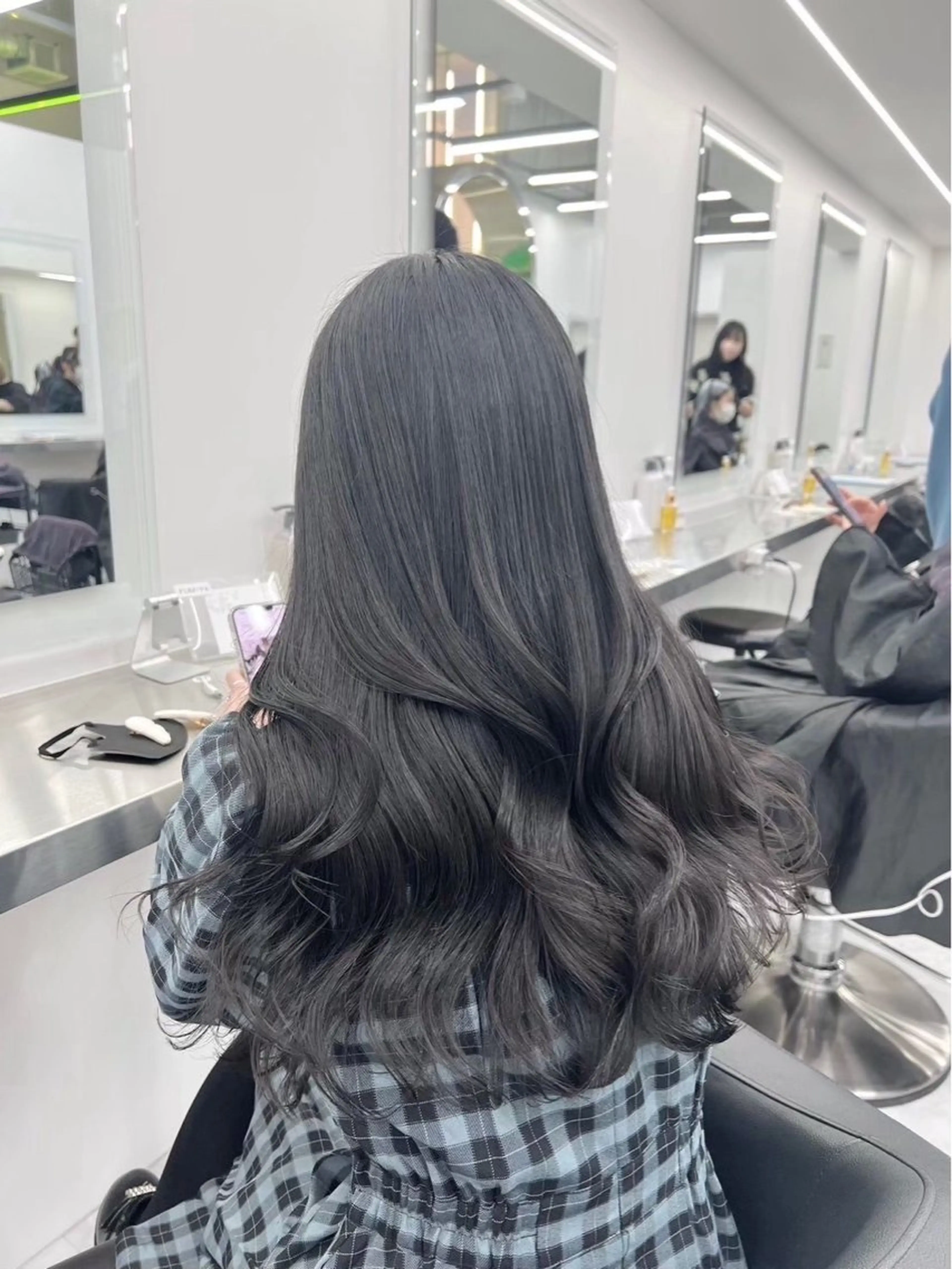 ロング カラー ブリーチなし艶カラー タクト🫧のヘアスタイル