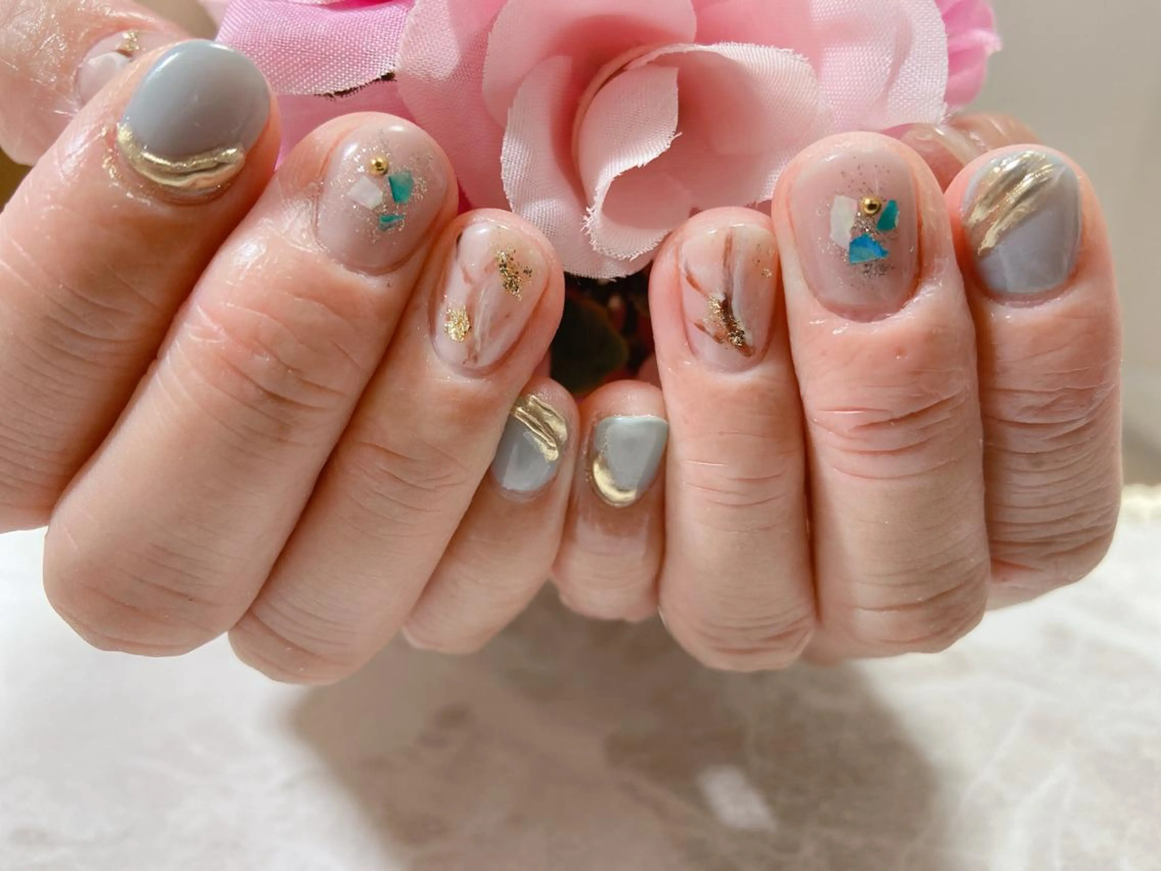 ネイル ハンドネイル フットネイル Lokahi NAILのネイルデザイン