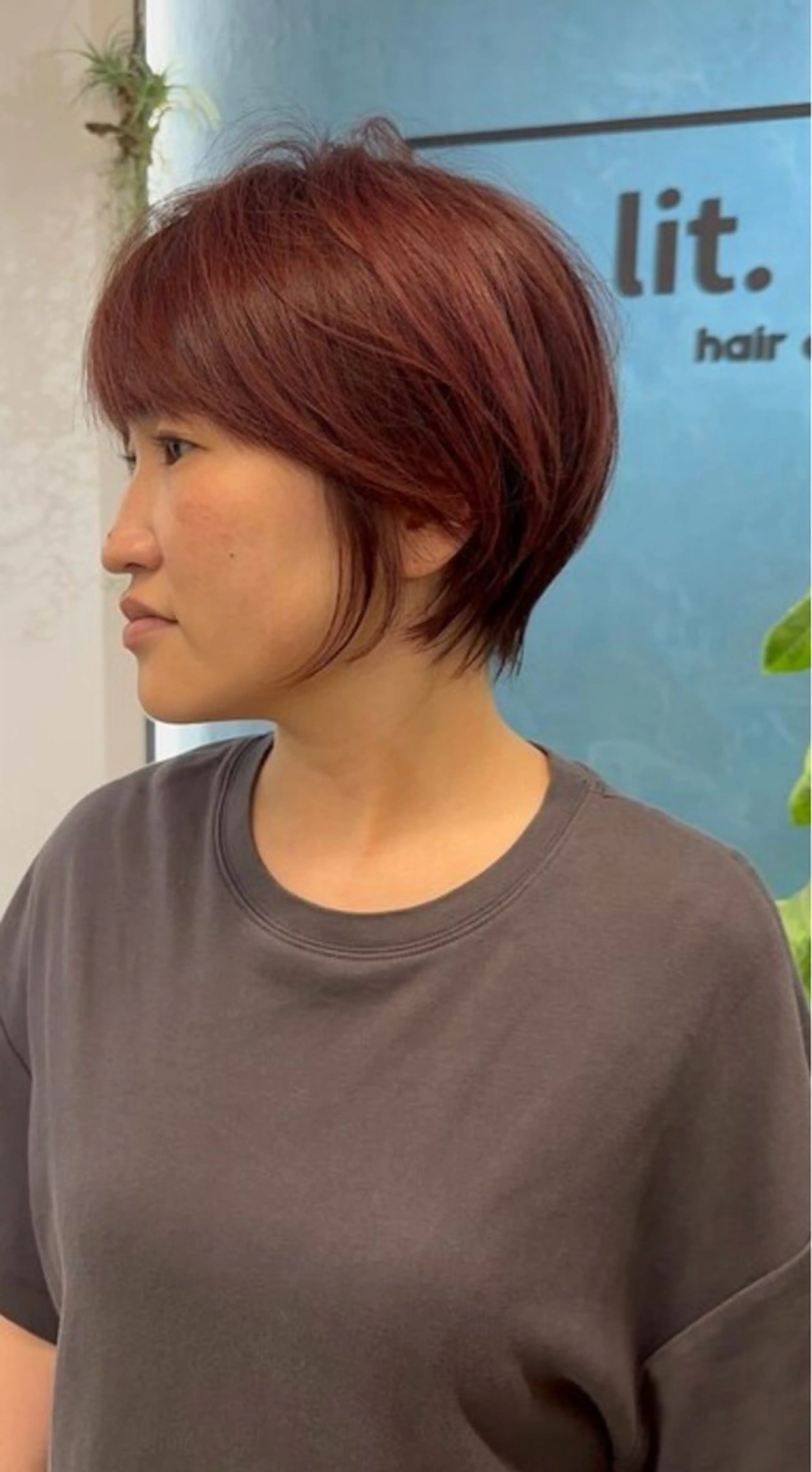 ショート レイヤーカット ショートヘア 小顔カット カット ヘアカラー トリートメント lit.所属・【lit.】SATO HIROSHIのヘアスタイル