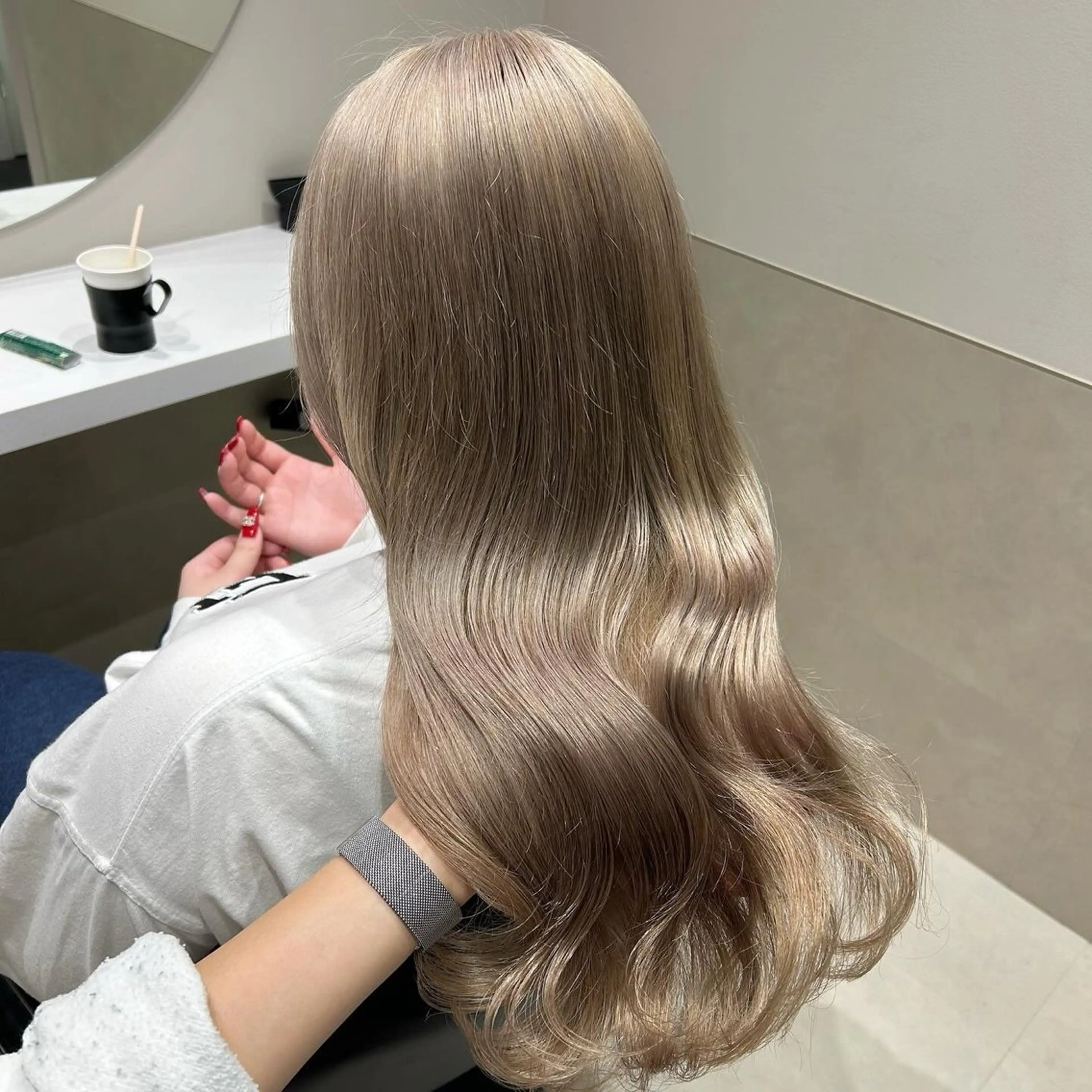 セミロング カラー ヘアアレンジ ヘアカラー トリートメント GOTODAY shair salon 横浜mare店所属・透明感抜群カラー mai🍑♡のヘアスタイル