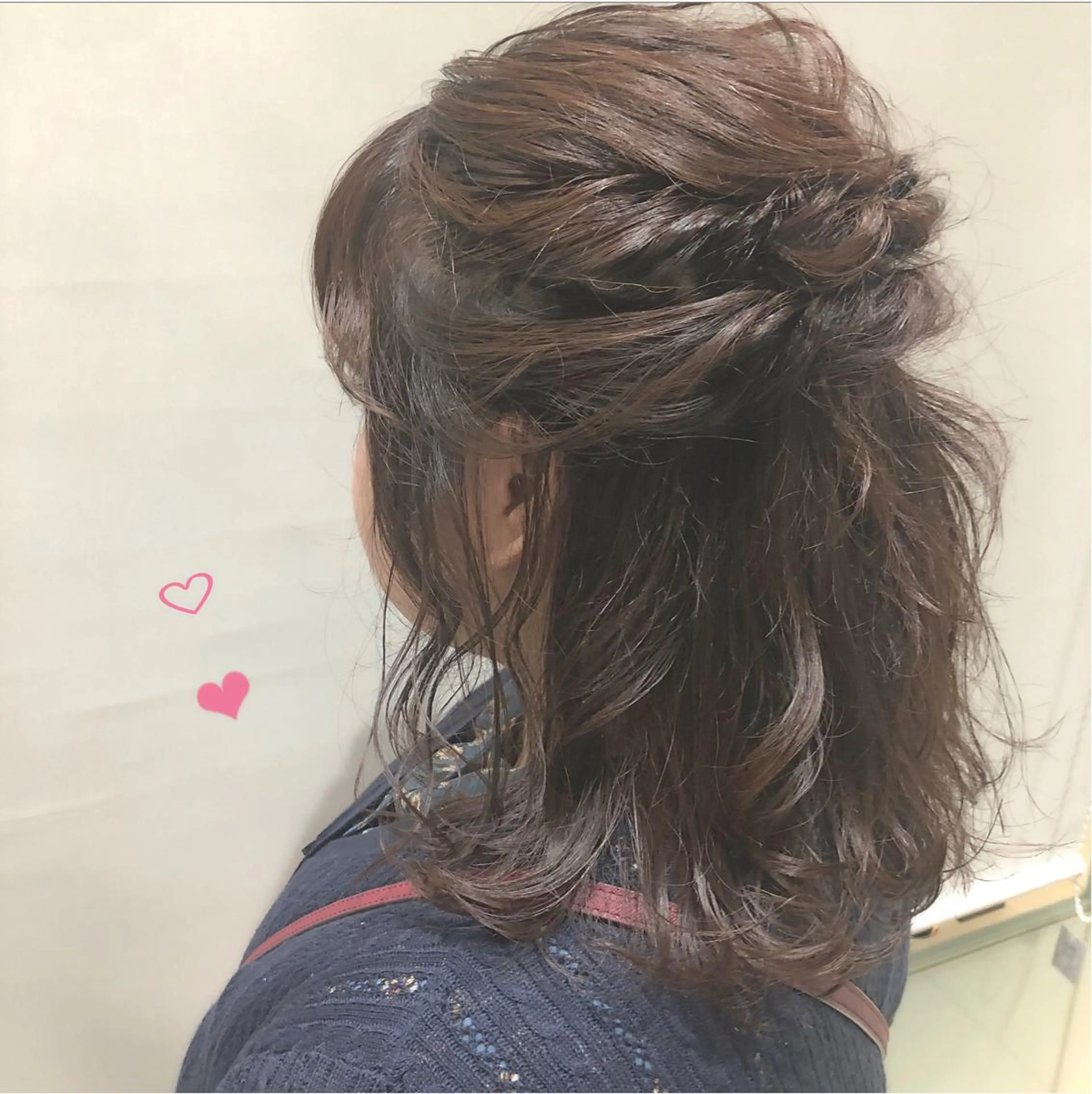 ミディアム カラー パーマ ヘアアレンジ ハーフアップ ヘアセット apish aoyama所属・武 愛子の眉毛・アイブロウイメージ