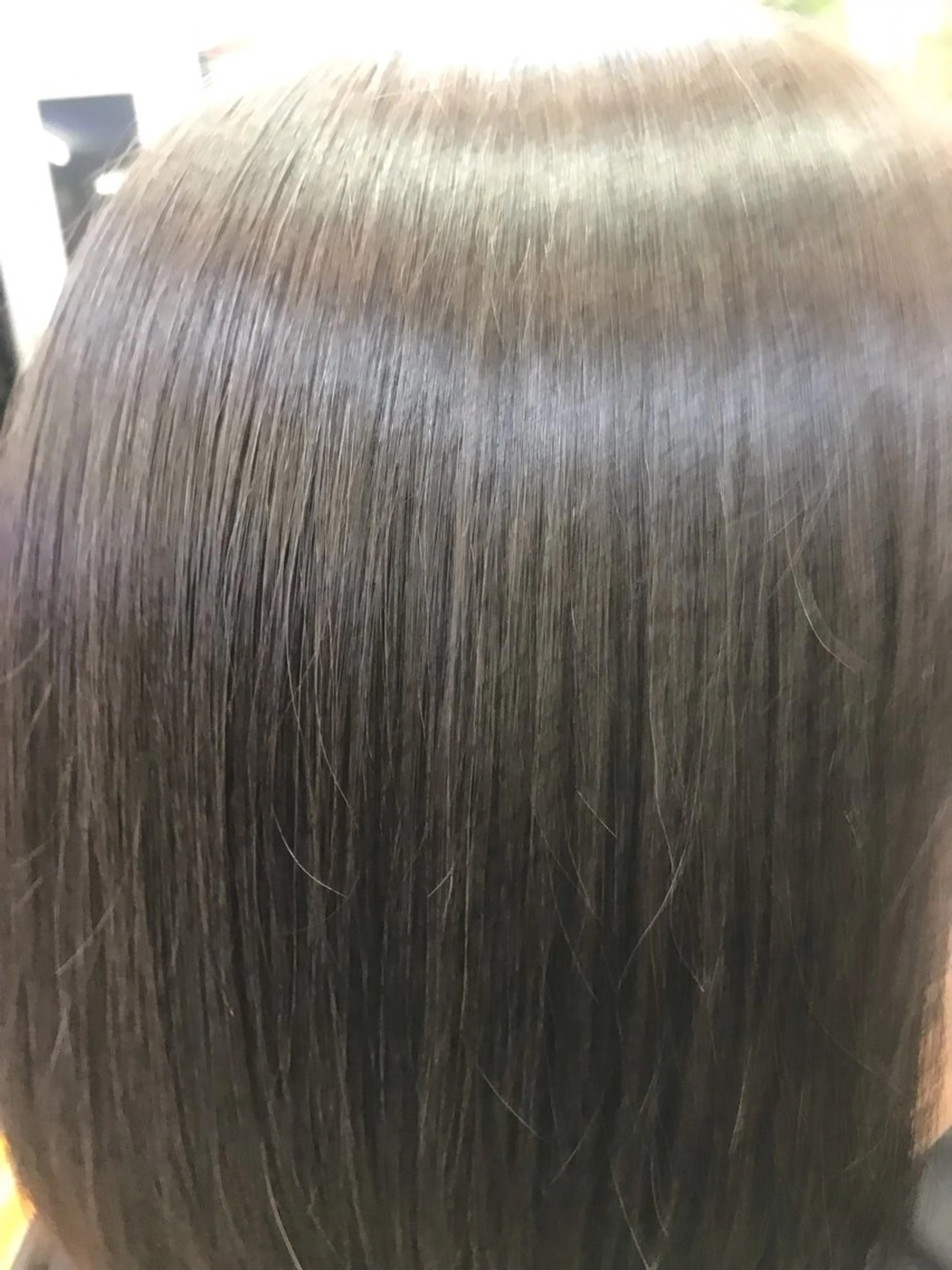 セミロング 桧山 真のヘアスタイル