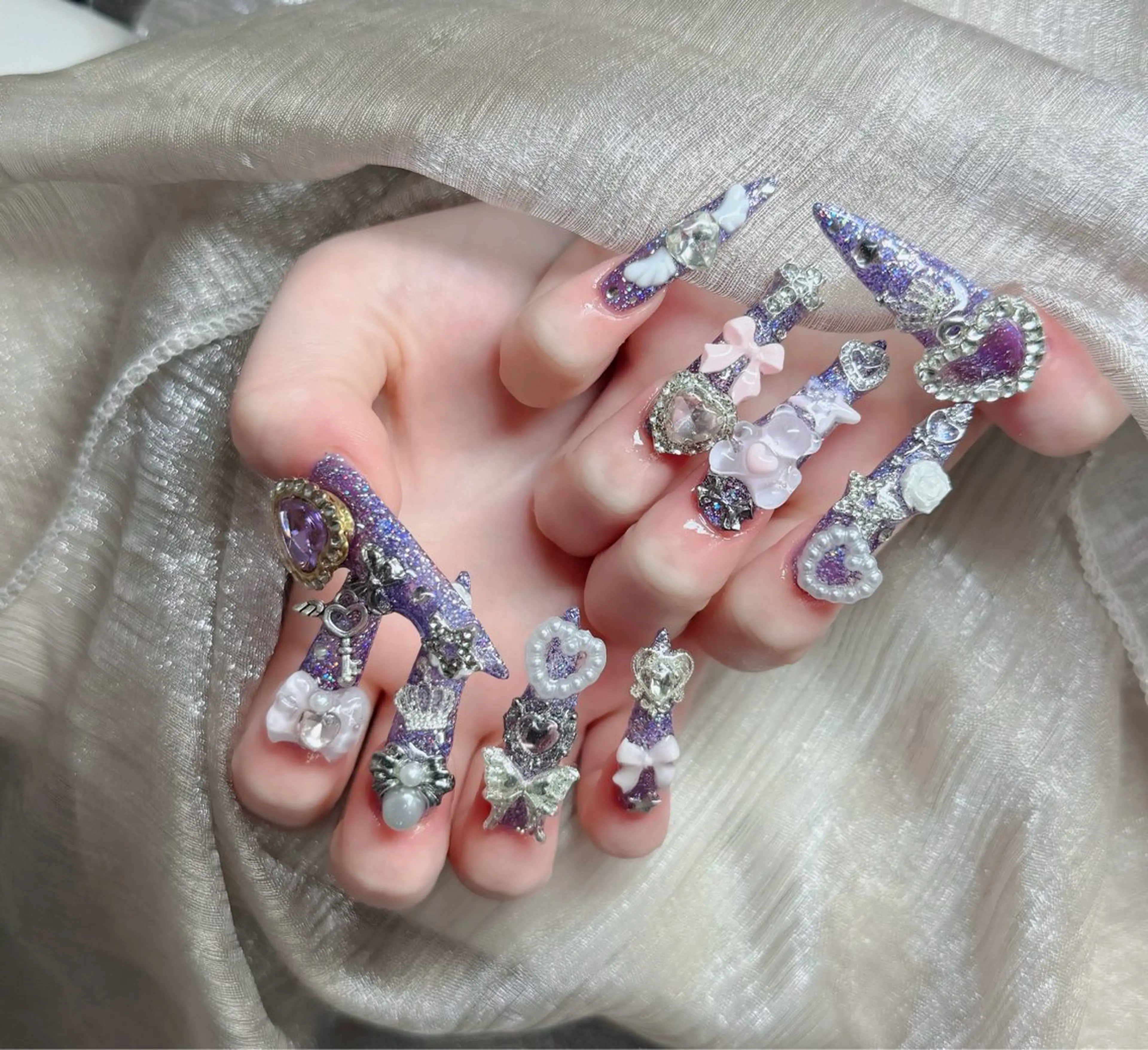 ネイル ジェルネイル 韓国ネイル マグネットネイル ネイルチップ 冬ネイル ハンドネイル Lenie Nailのネイルデザイン