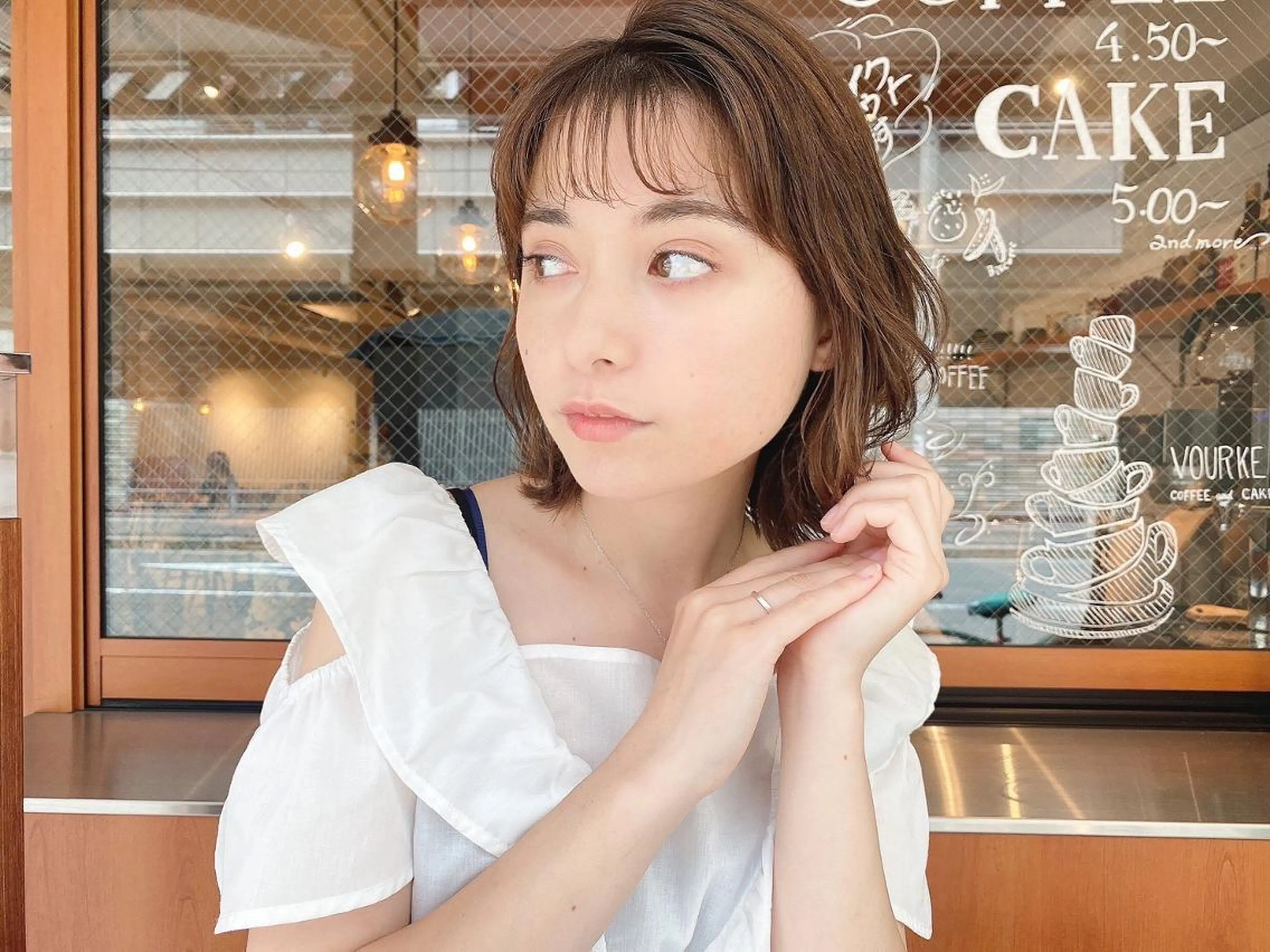 セミロング 似合わせカット 小顔カット トリートメント ⭐️Shelter by TOKYO⭐️のヘアスタイル