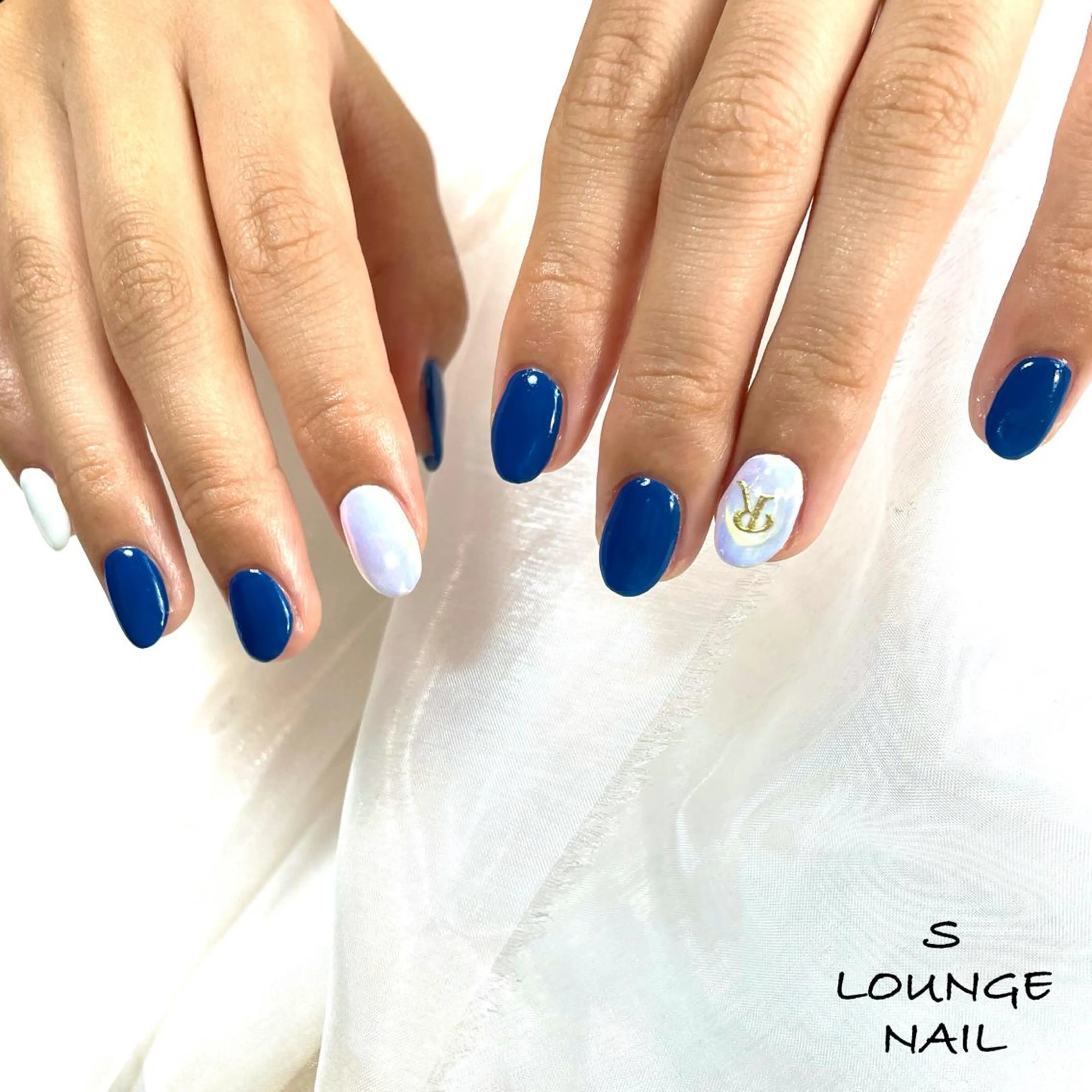 ネイル ハンドネイル フットネイル S LOUNGE NAIL所属・パーツたくさん🍓 SUMIのネイルデザイン