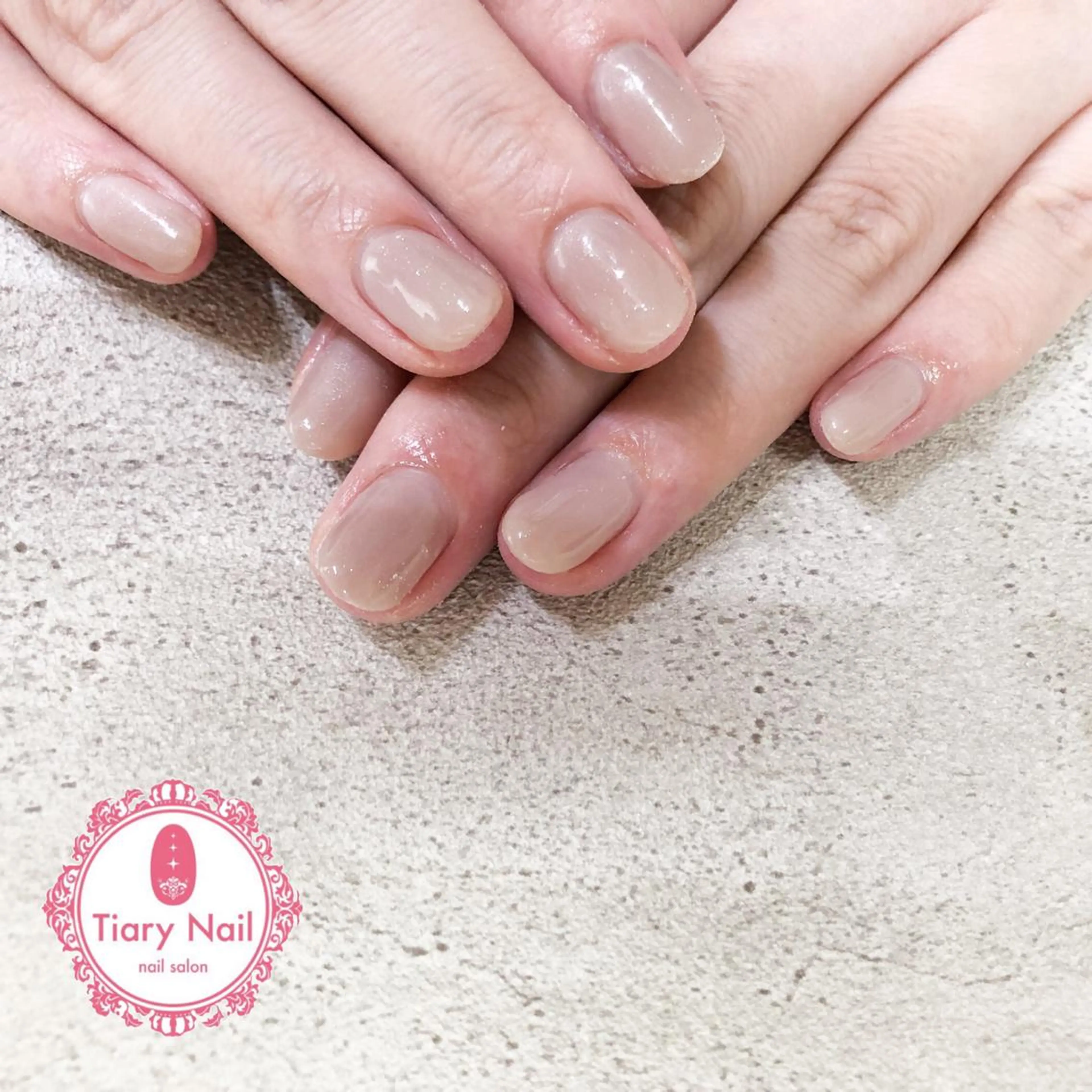 ネイル tiarynail K Kのネイルデザイン